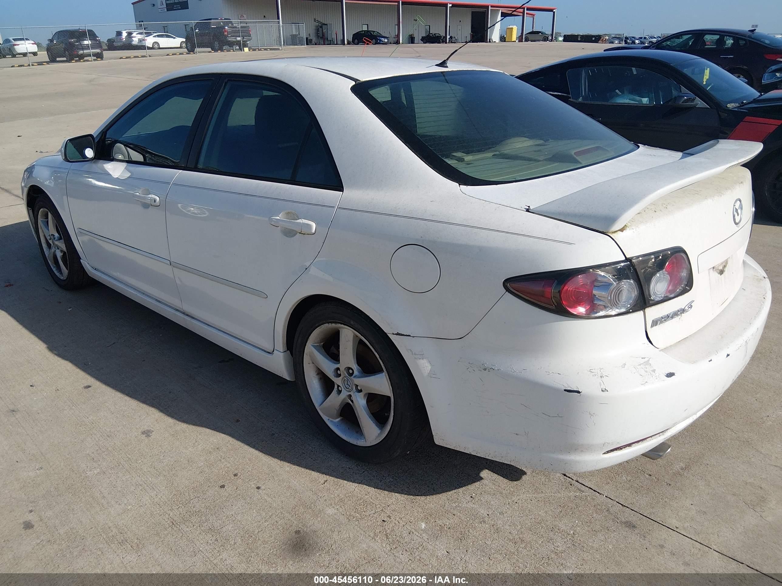 2008 Mazda Mazda6 I Touring White vin: 1YVHP80C685M41096