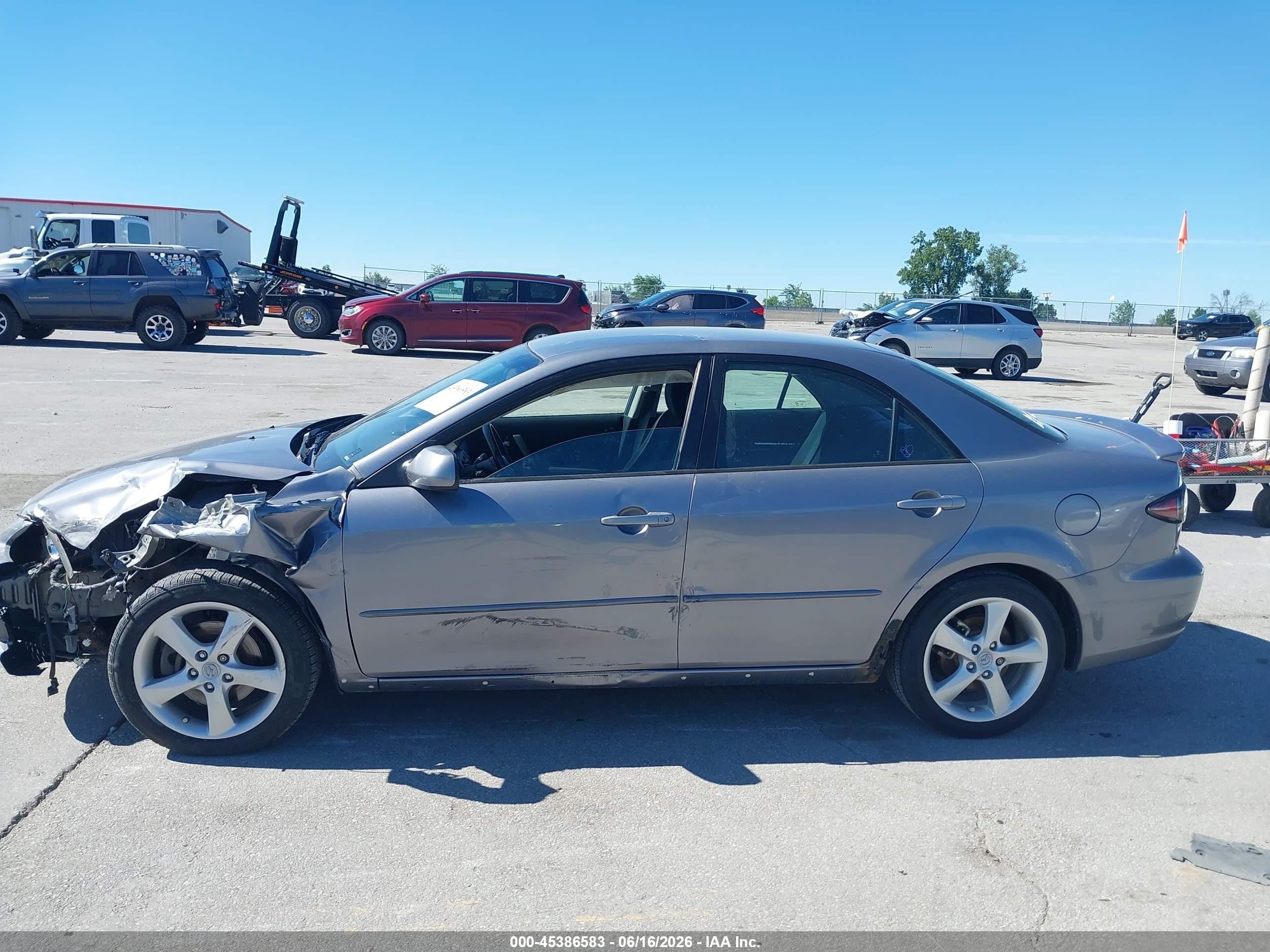 2008 Mazda Mazda6 I Sport Ve Silver vin: 1YVHP80C785M34934
