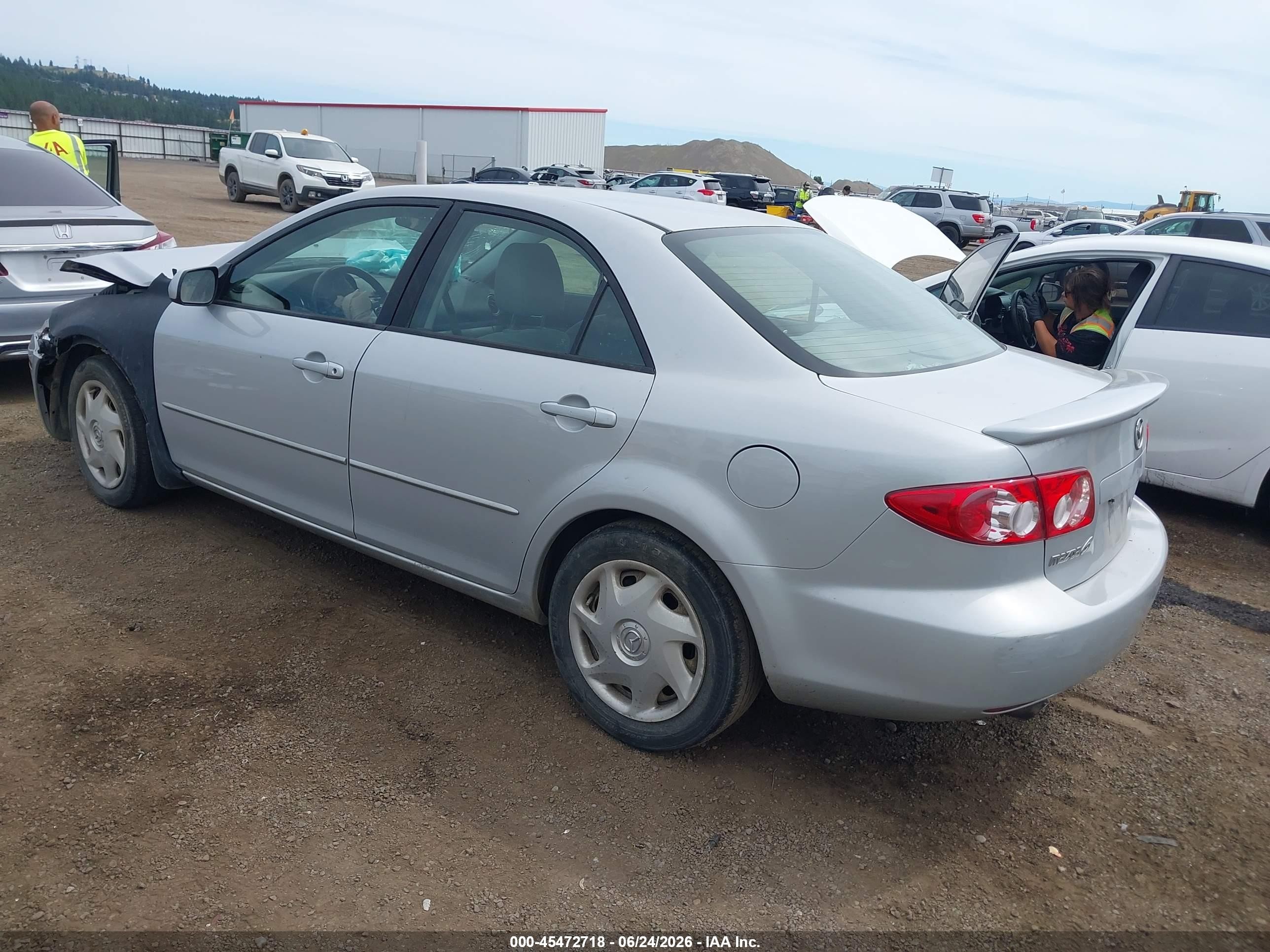 2003 Mazda Mazda6 I Silver vin: 1YVHP80C835M28360