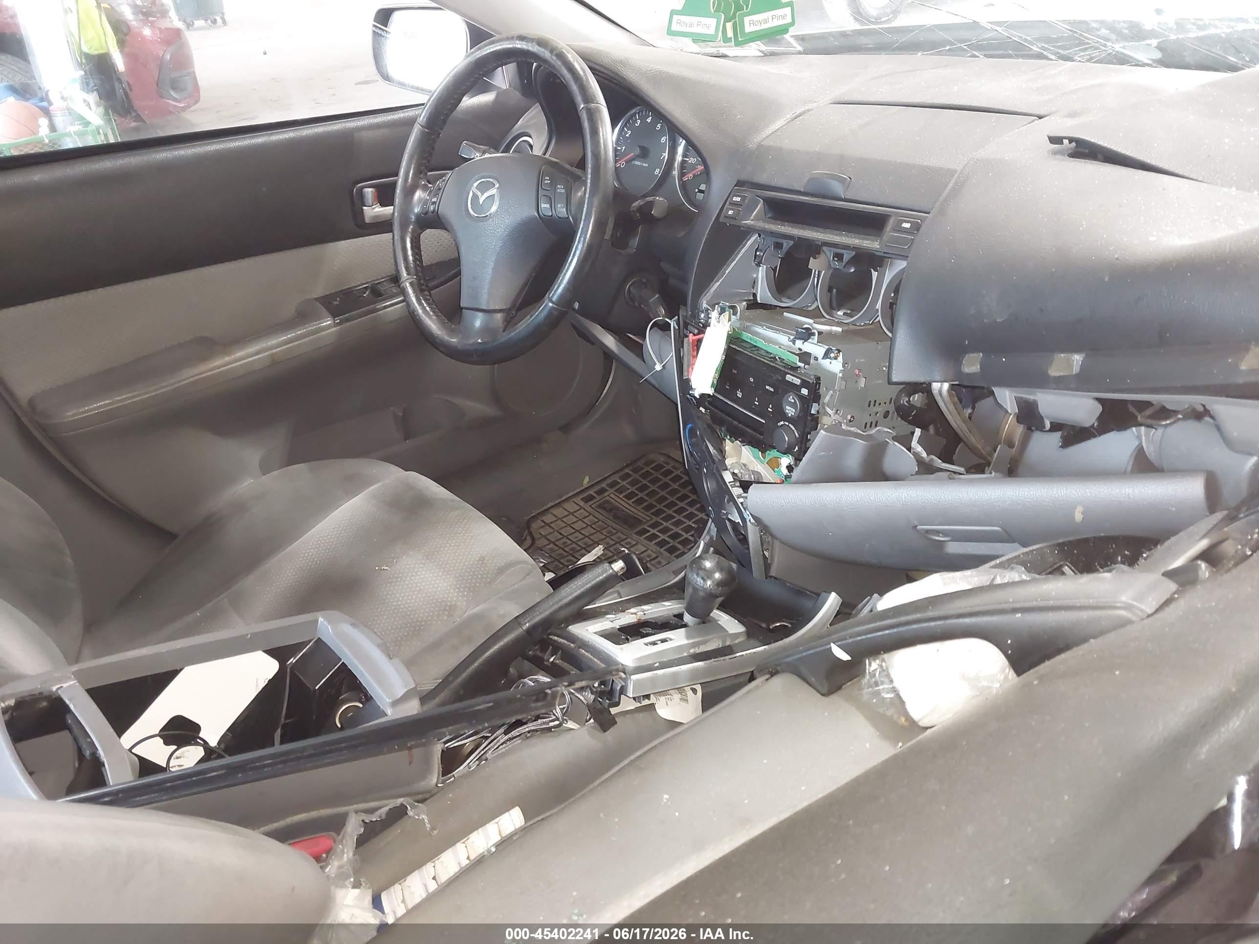 2007 Mazda Mazda6 I Sport Ve Silver vin: 1YVHP80C875M30244