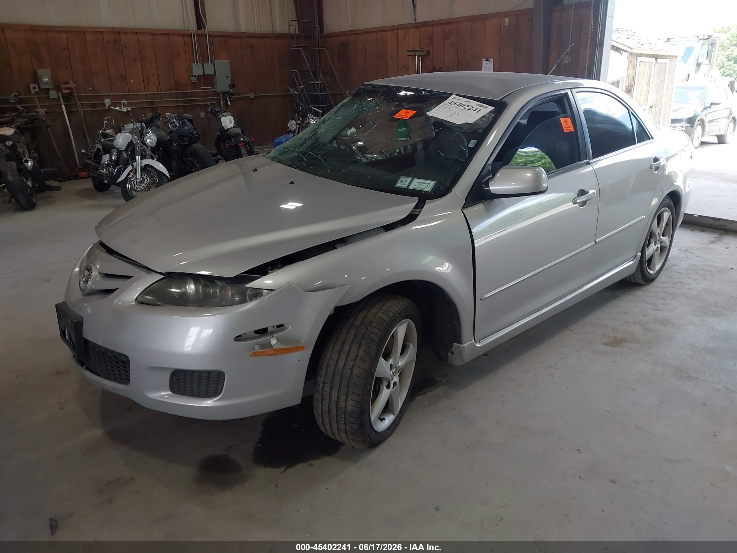 2007 Mazda Mazda6 I Sport Ve Silver vin: 1YVHP80C875M30244