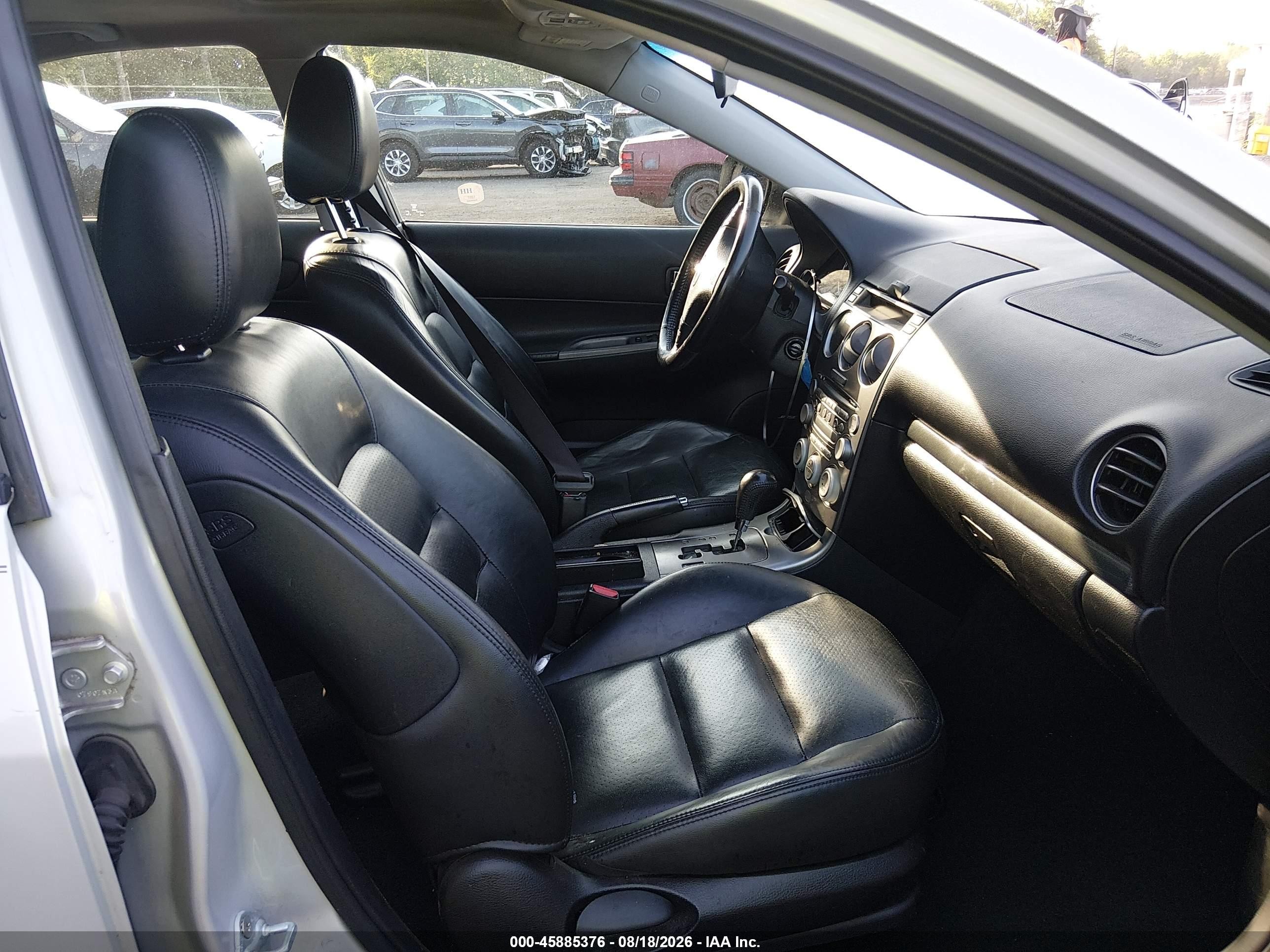 2003 Mazda Mazda6 S Серебряный vin: 1YVHP80D135M38575