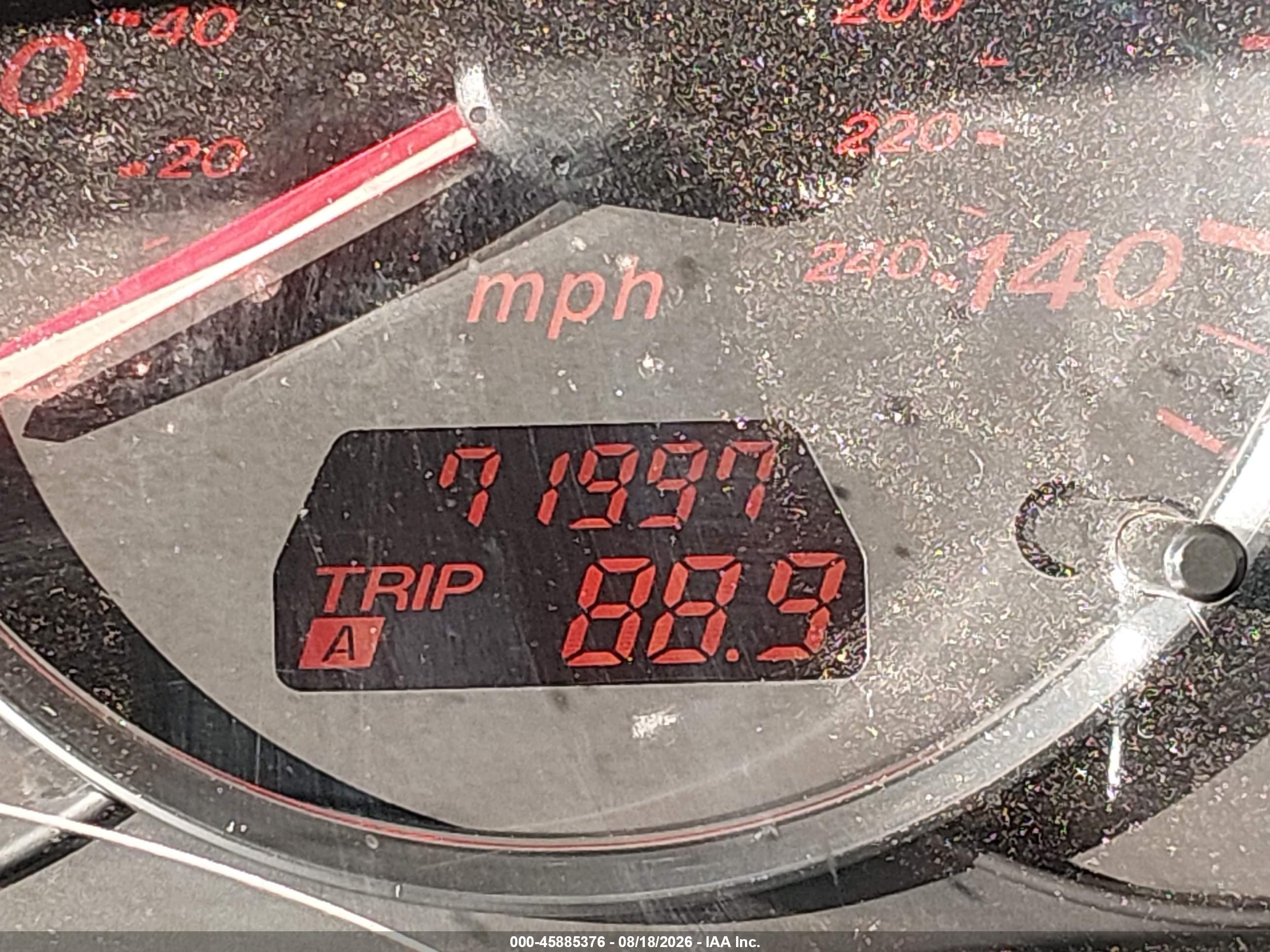 2003 Mazda Mazda6 S Серебряный vin: 1YVHP80D135M38575