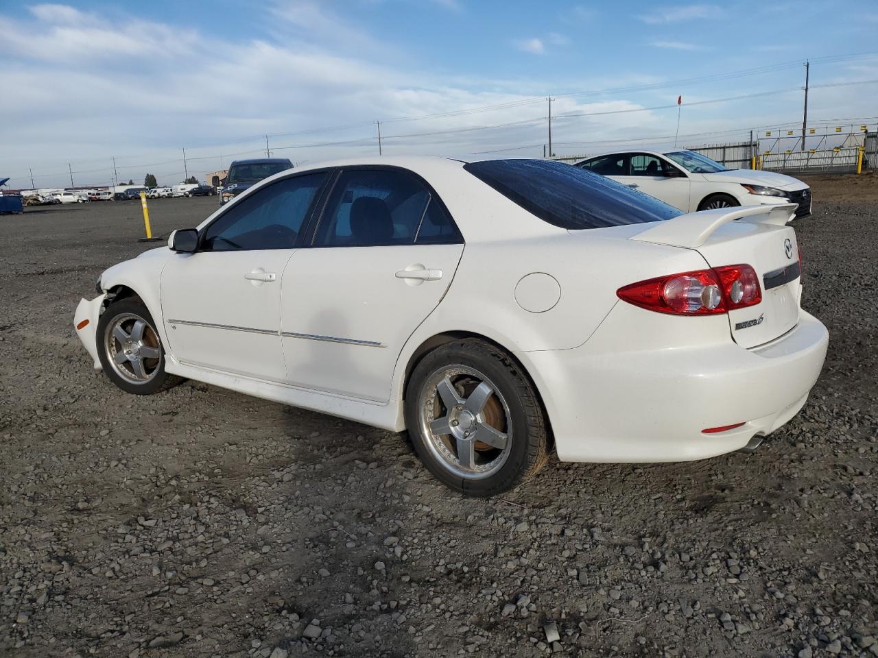 2003 Mazda 6 S Белый vin: 1YVHP80D335M47732