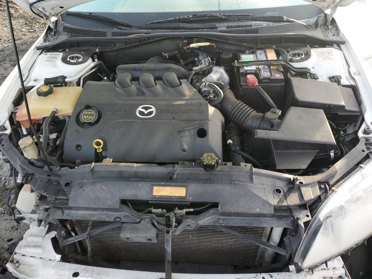 2003 Mazda 6 S Белый vin: 1YVHP80D335M47732