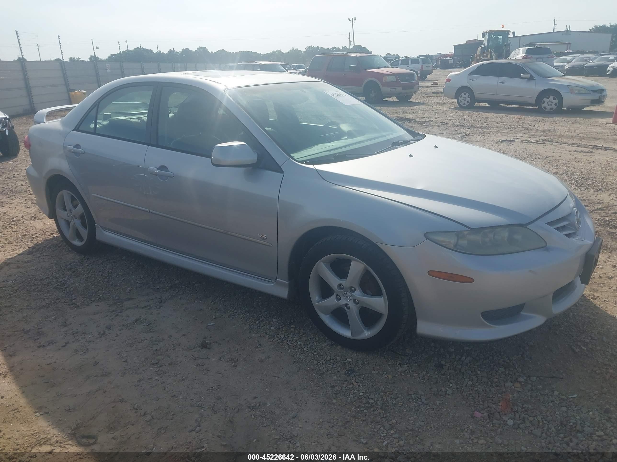 2005 Mazda Mazda6 S Sport Серебряный vin: 1YVHP80D855M50628
