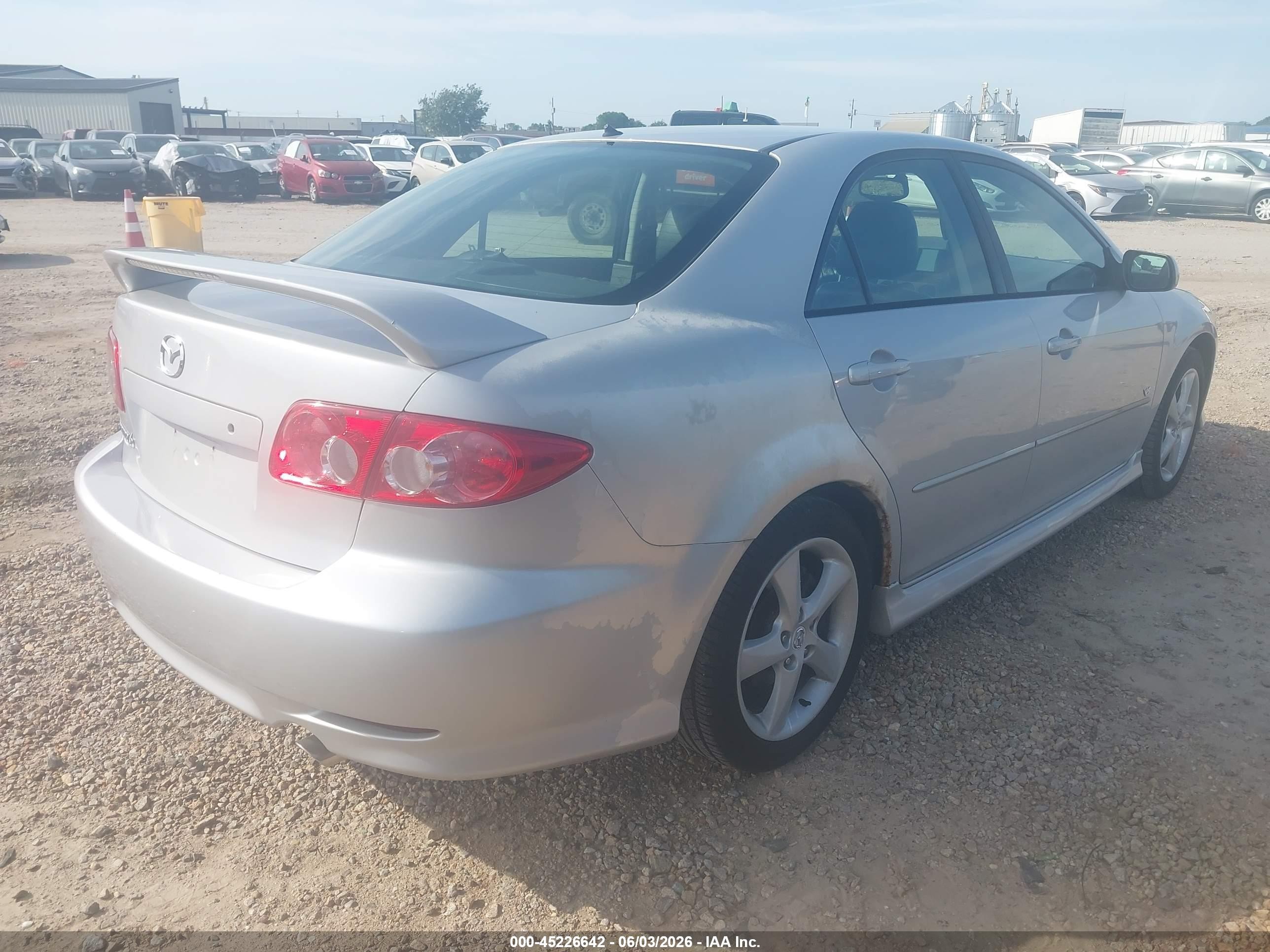 2005 Mazda Mazda6 S Sport Серебряный vin: 1YVHP80D855M50628