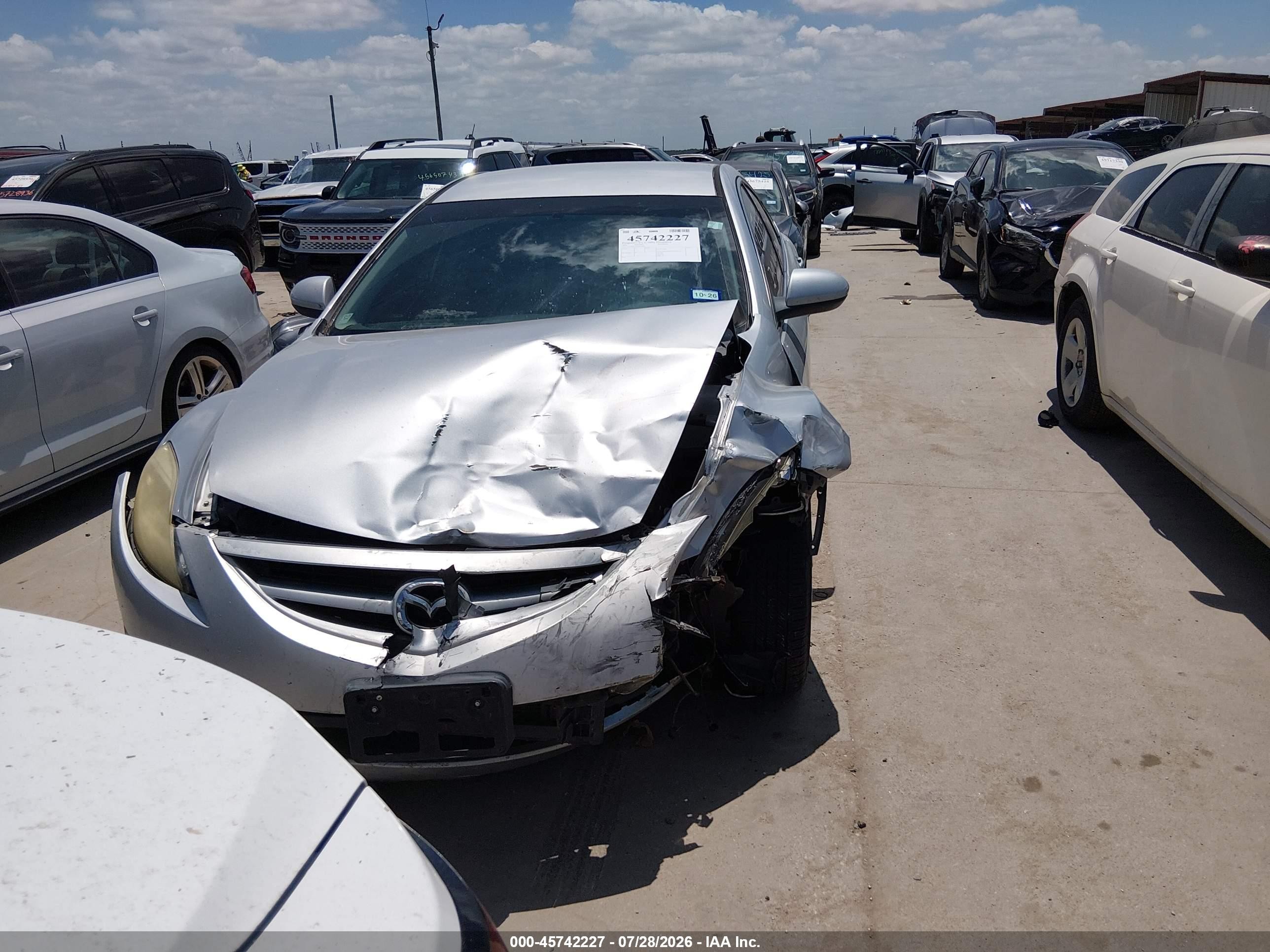 2009 Mazda Mazda6 I Sport Серебряный vin: 1YVHP81A095M12904