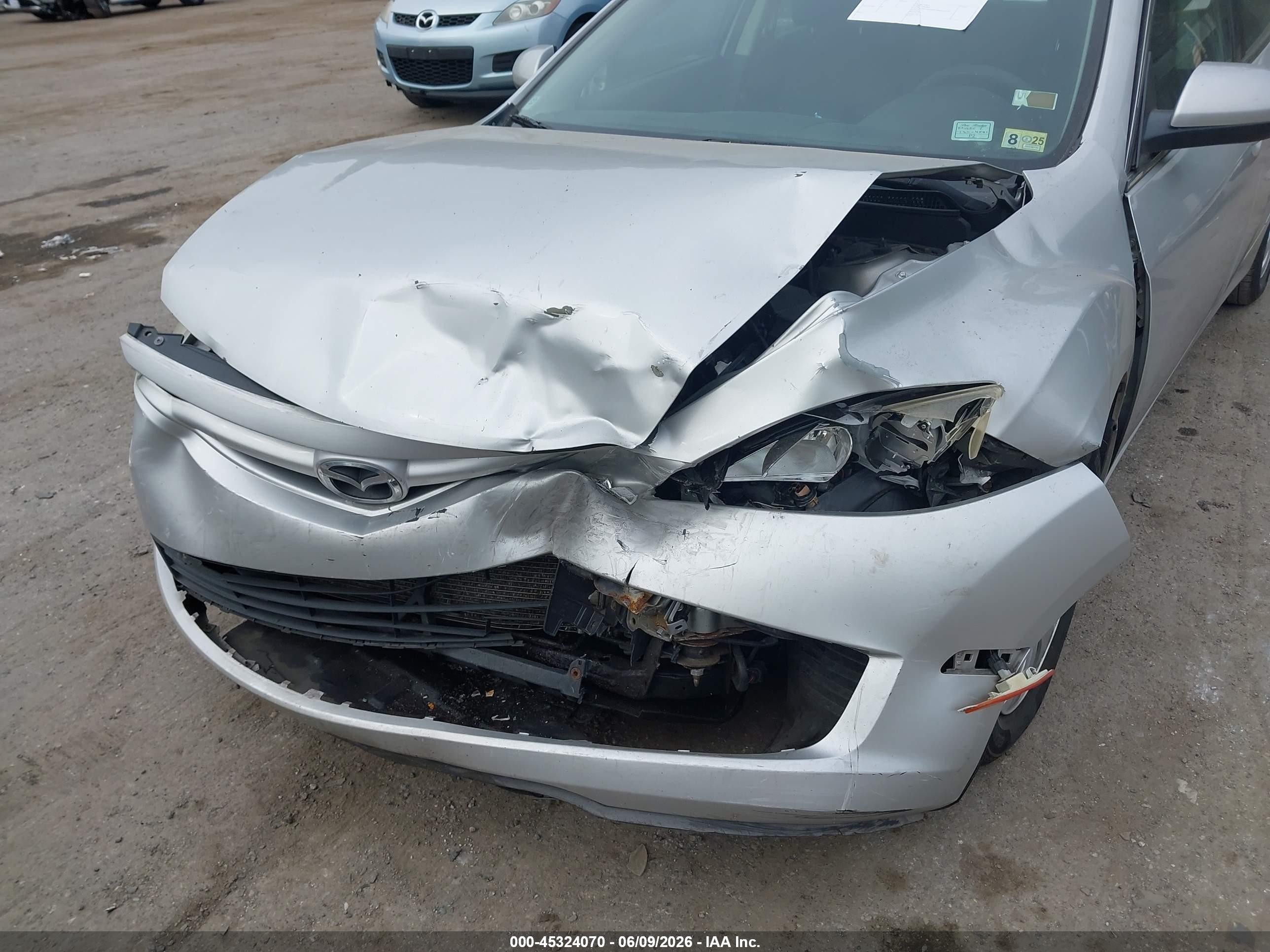2009 Mazda Mazda6 I Sport Silver vin: 1YVHP81A095M24809