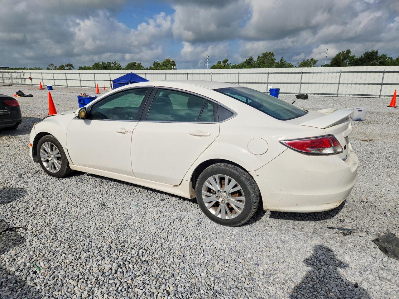 2009 Mazda 6 I White vin: 1YVHP81A395M07521