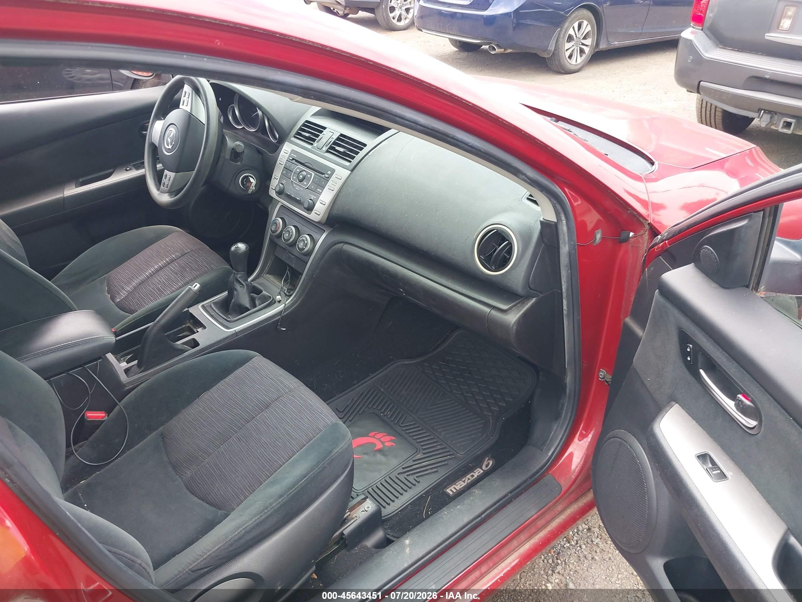 2009 Mazda Mazda6 I Sport Красный vin: 1YVHP81A695M34762