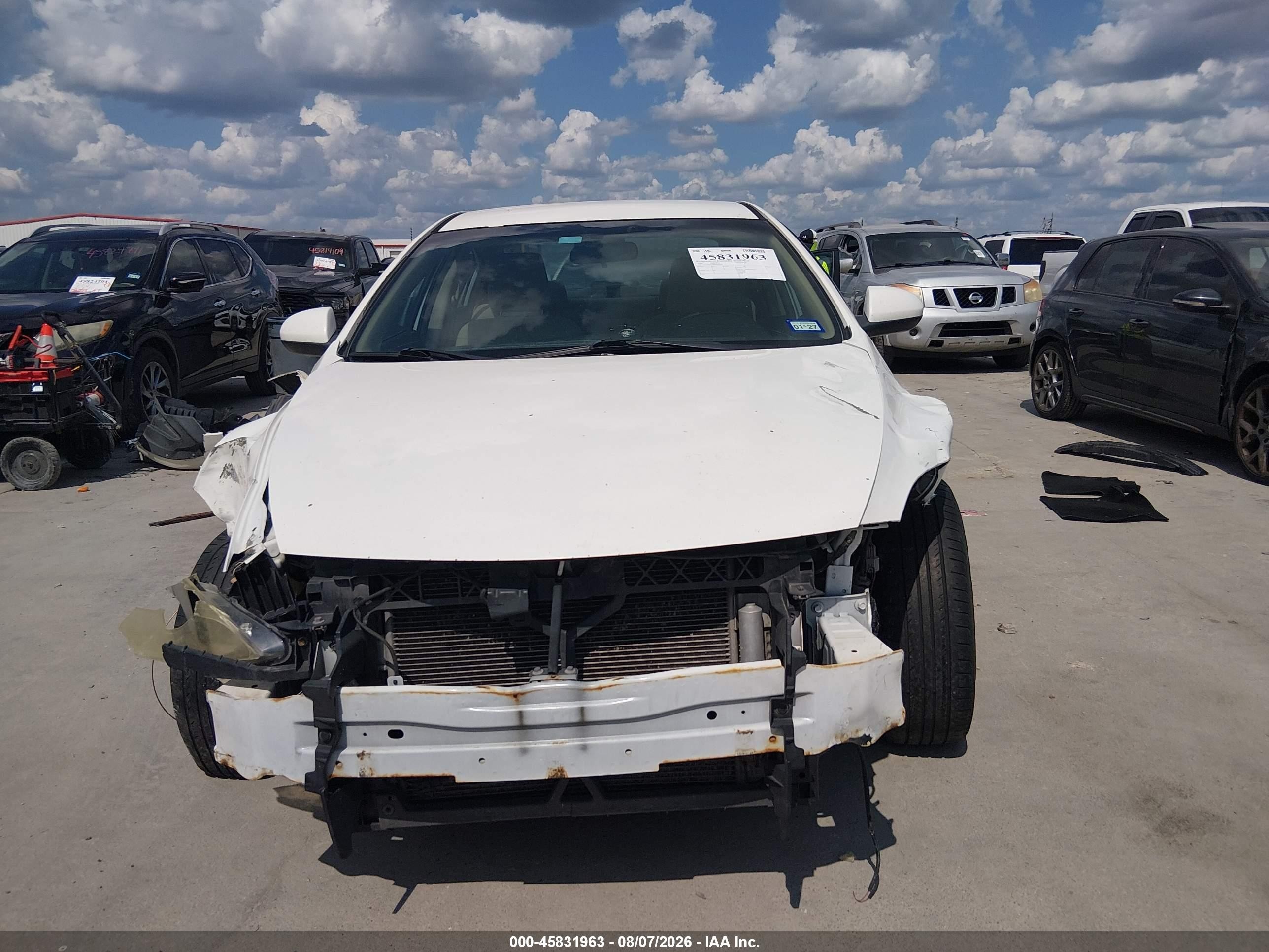 2009 Mazda Mazda6 I Sport White vin: 1YVHP81AX95M41472