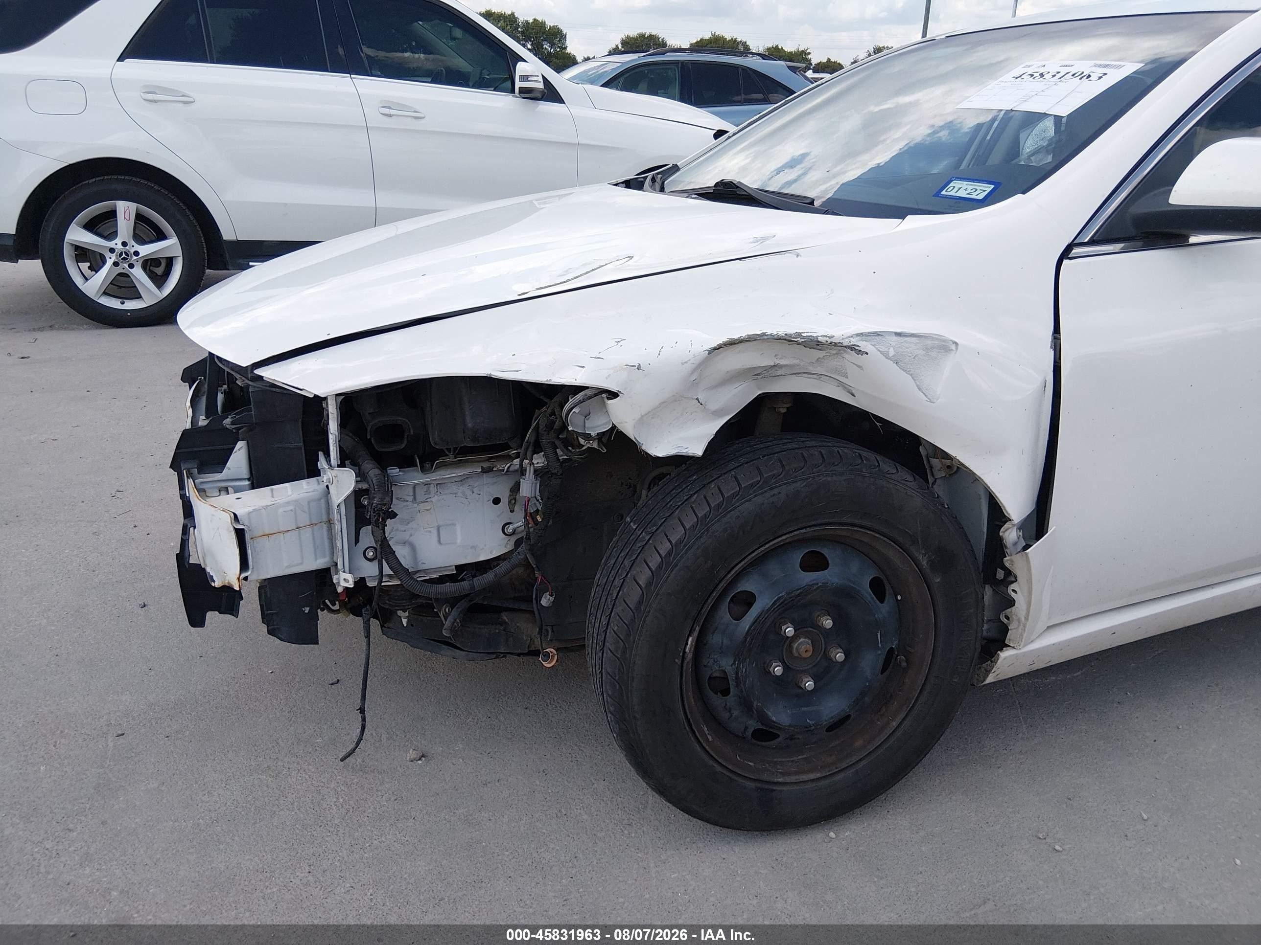 2009 Mazda Mazda6 I Sport White vin: 1YVHP81AX95M41472
