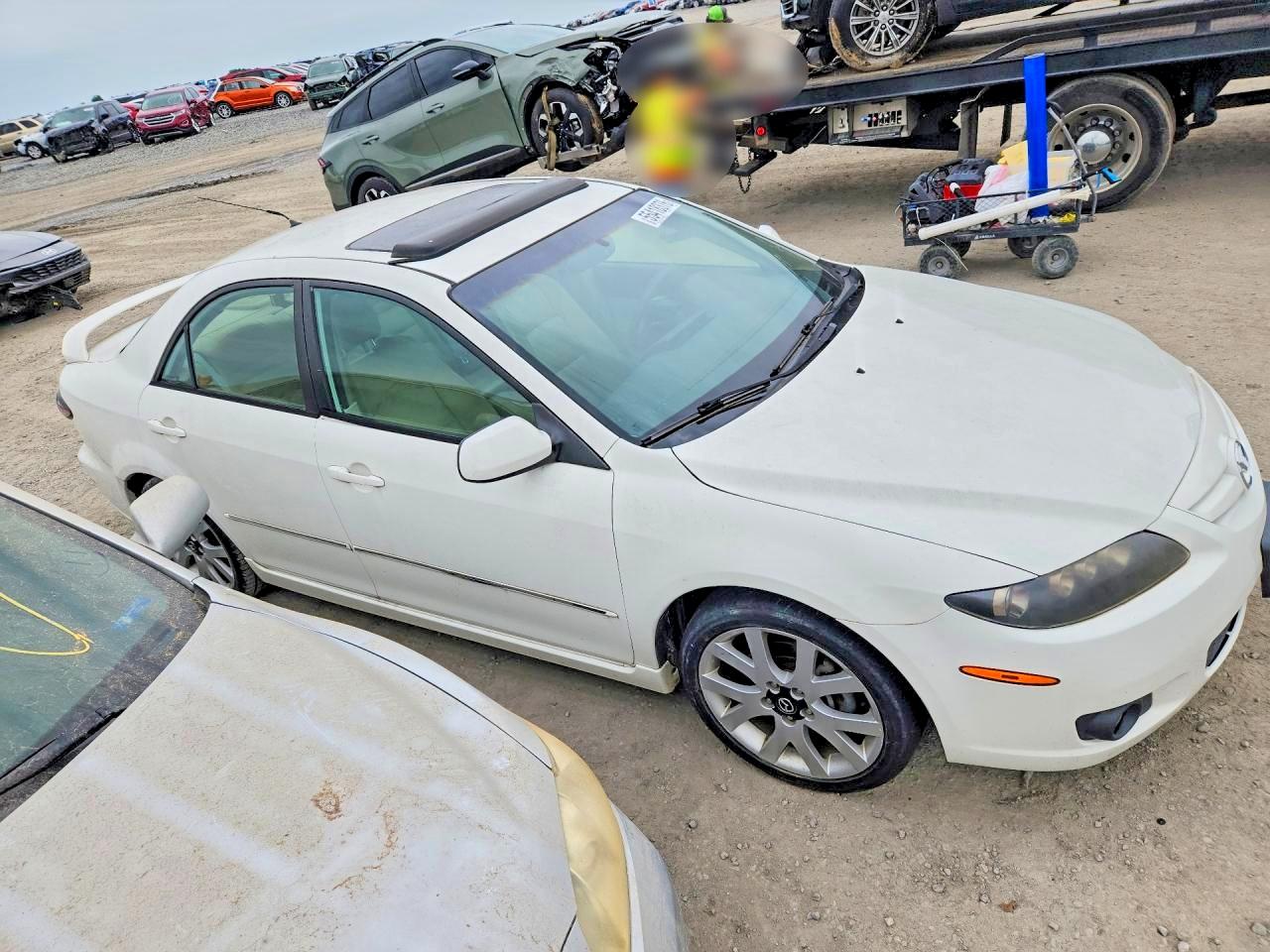 2007 Mazda 6 S White vin: 1YVHP81D375M41711