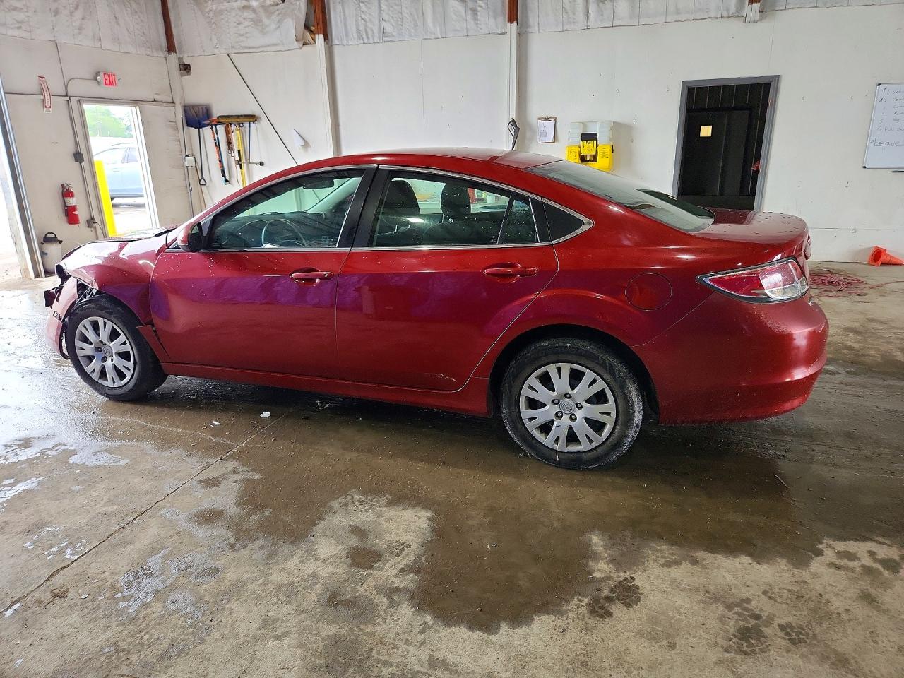 2009 Mazda 6 I Red vin: 1YVHP81H595M50674