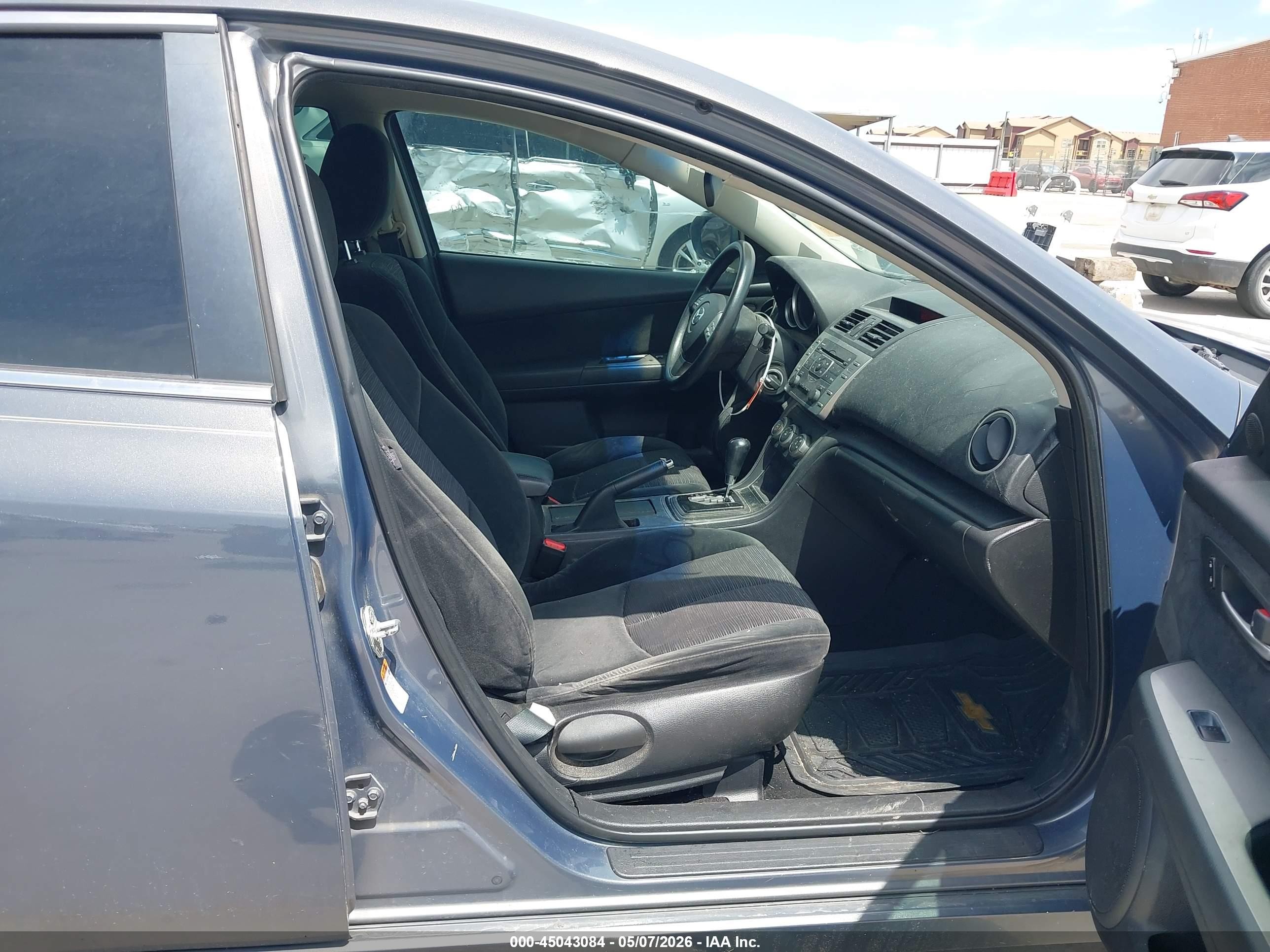 2009 Mazda Mazda6 I Sport Синий vin: 1YVHP81H695M46195