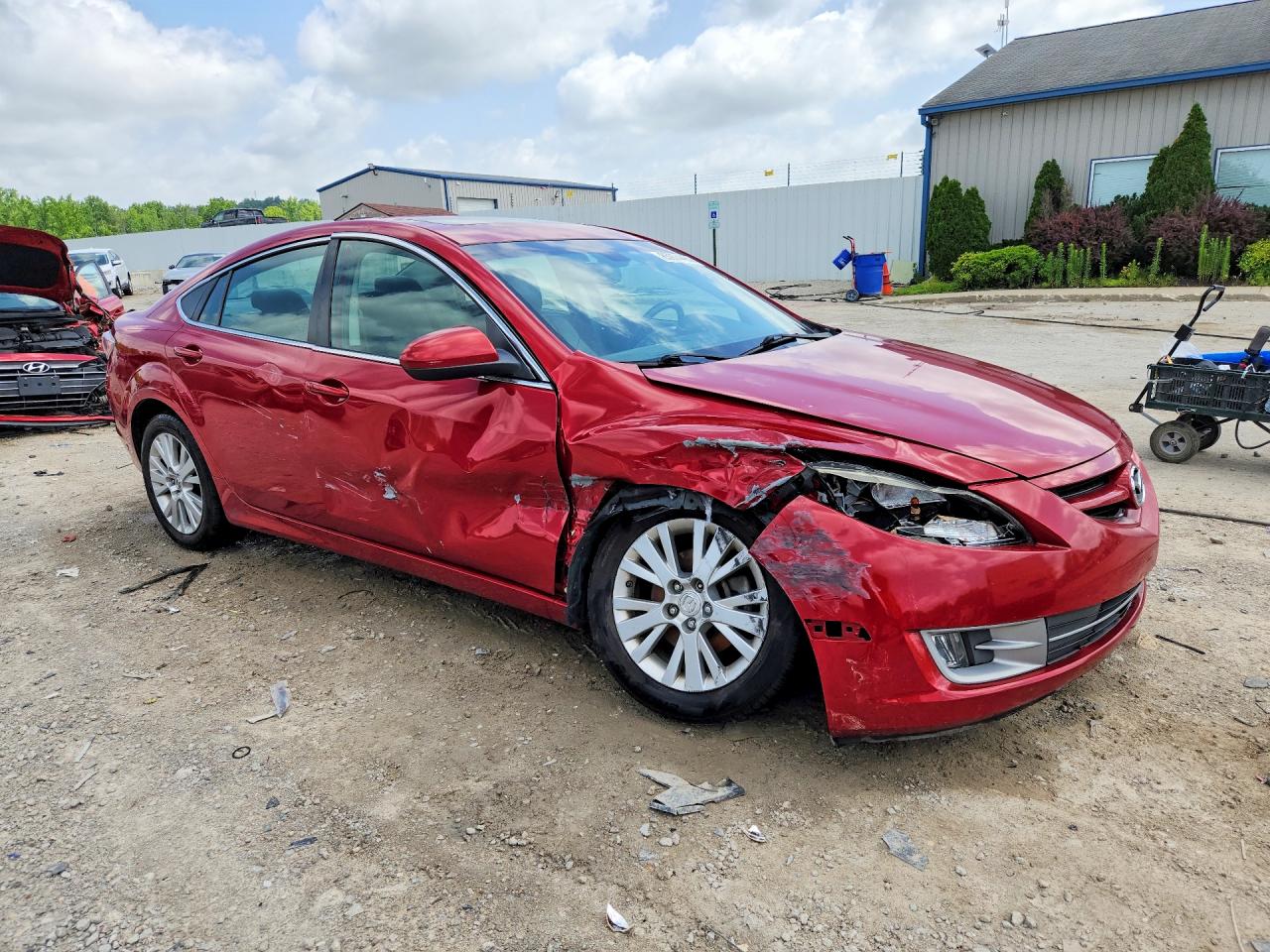2009 Mazda 6 I Коричневый vin: 1YVHP82A195M04311