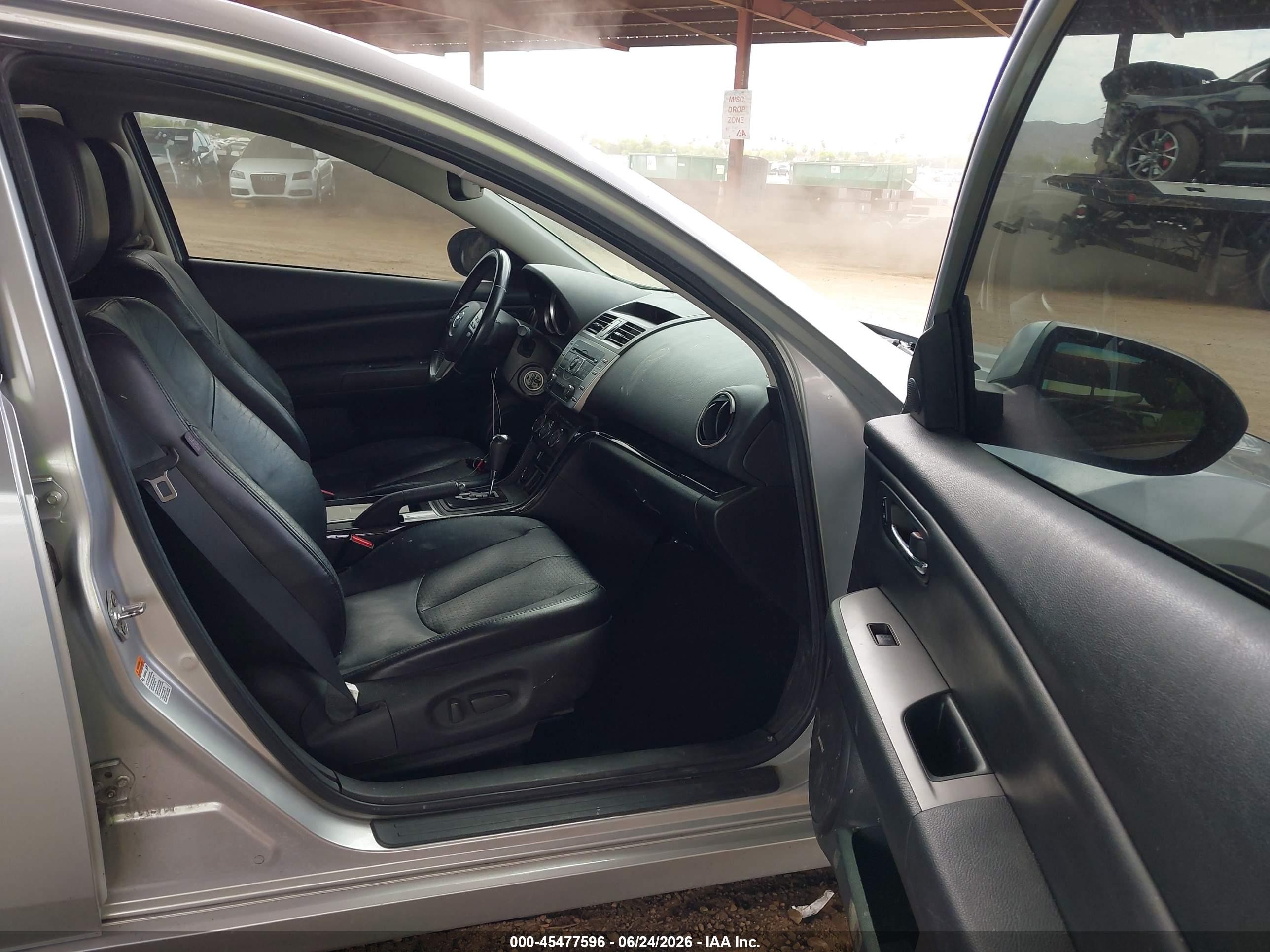 2009 Mazda Mazda6 I Grand Touring Silver vin: 1YVHP82A195M06902