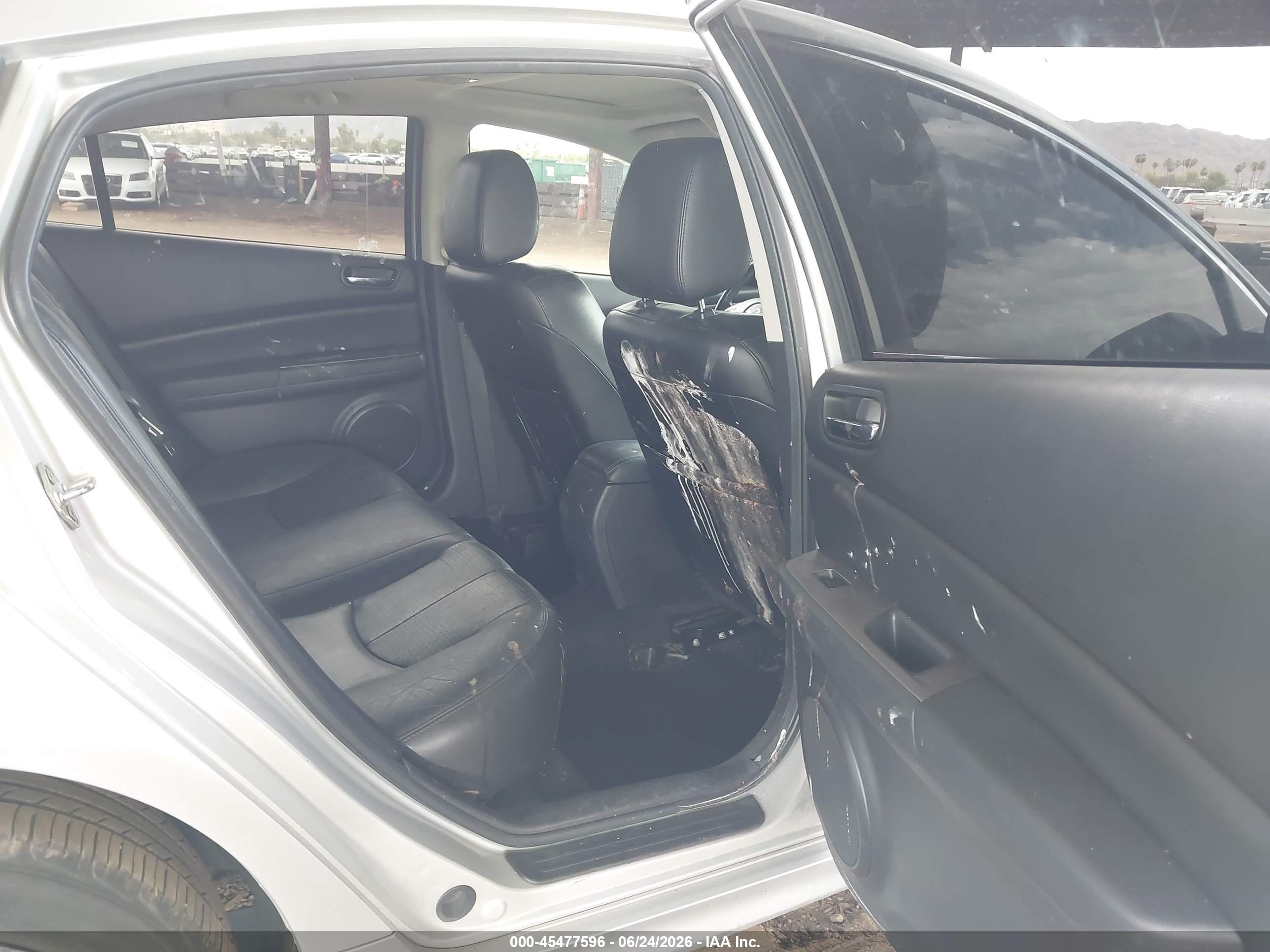2009 Mazda Mazda6 I Grand Touring Silver vin: 1YVHP82A195M06902