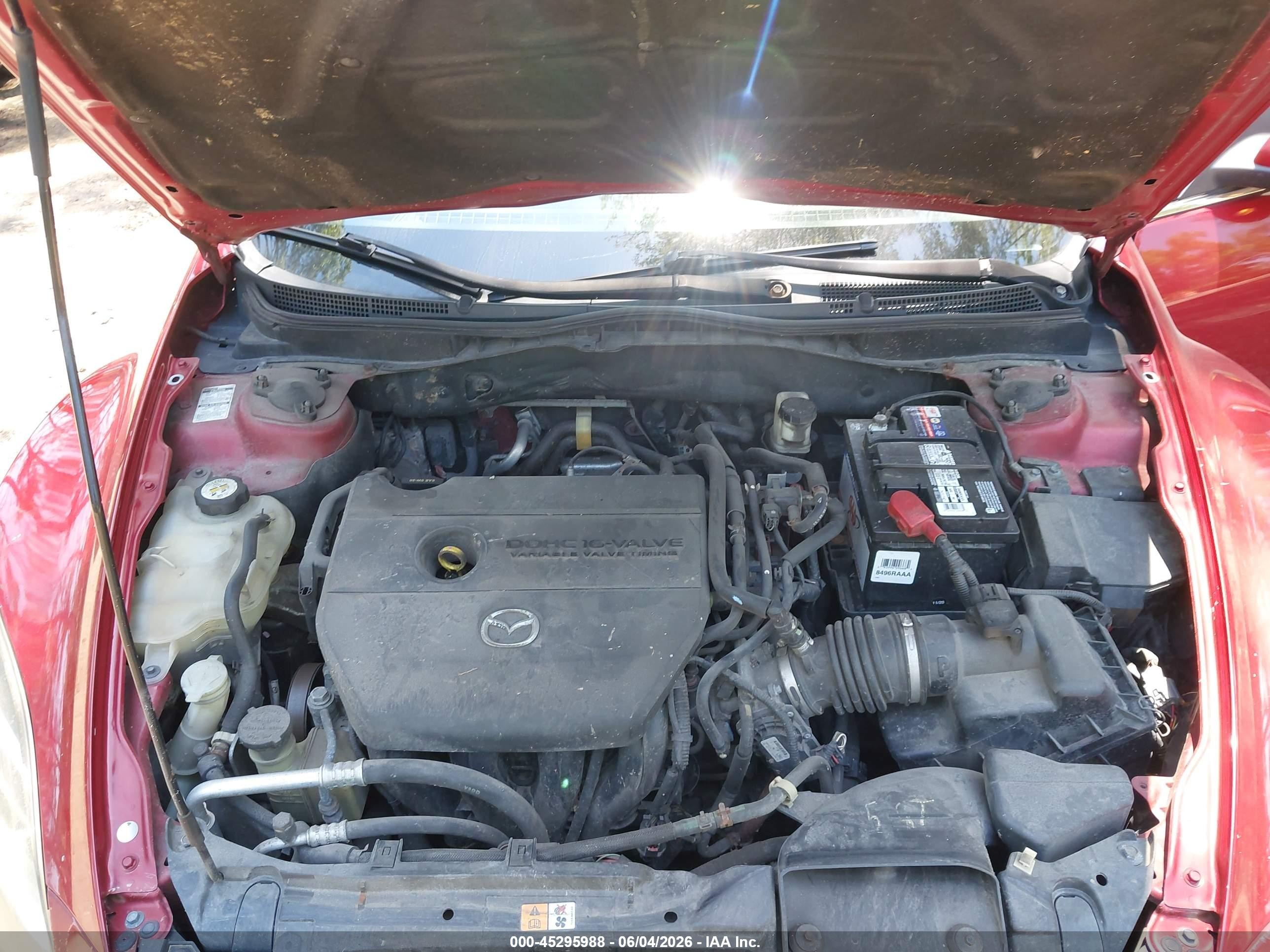 2009 Mazda Mazda6 I Grand Touring Red vin: 1YVHP82A195M22212