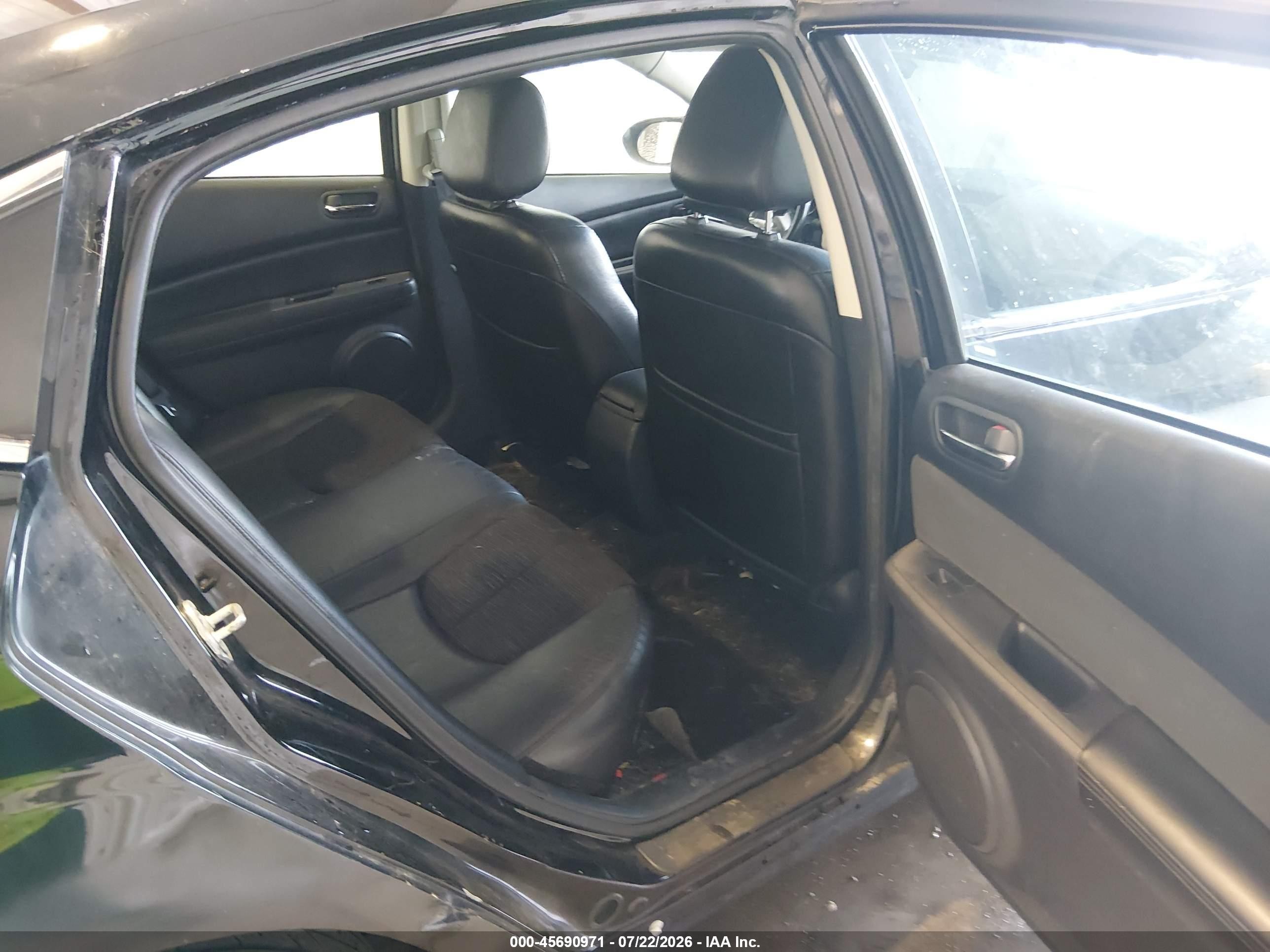 2009 Mazda Mazda6 I Touring Black vin: 1YVHP82A295M41755