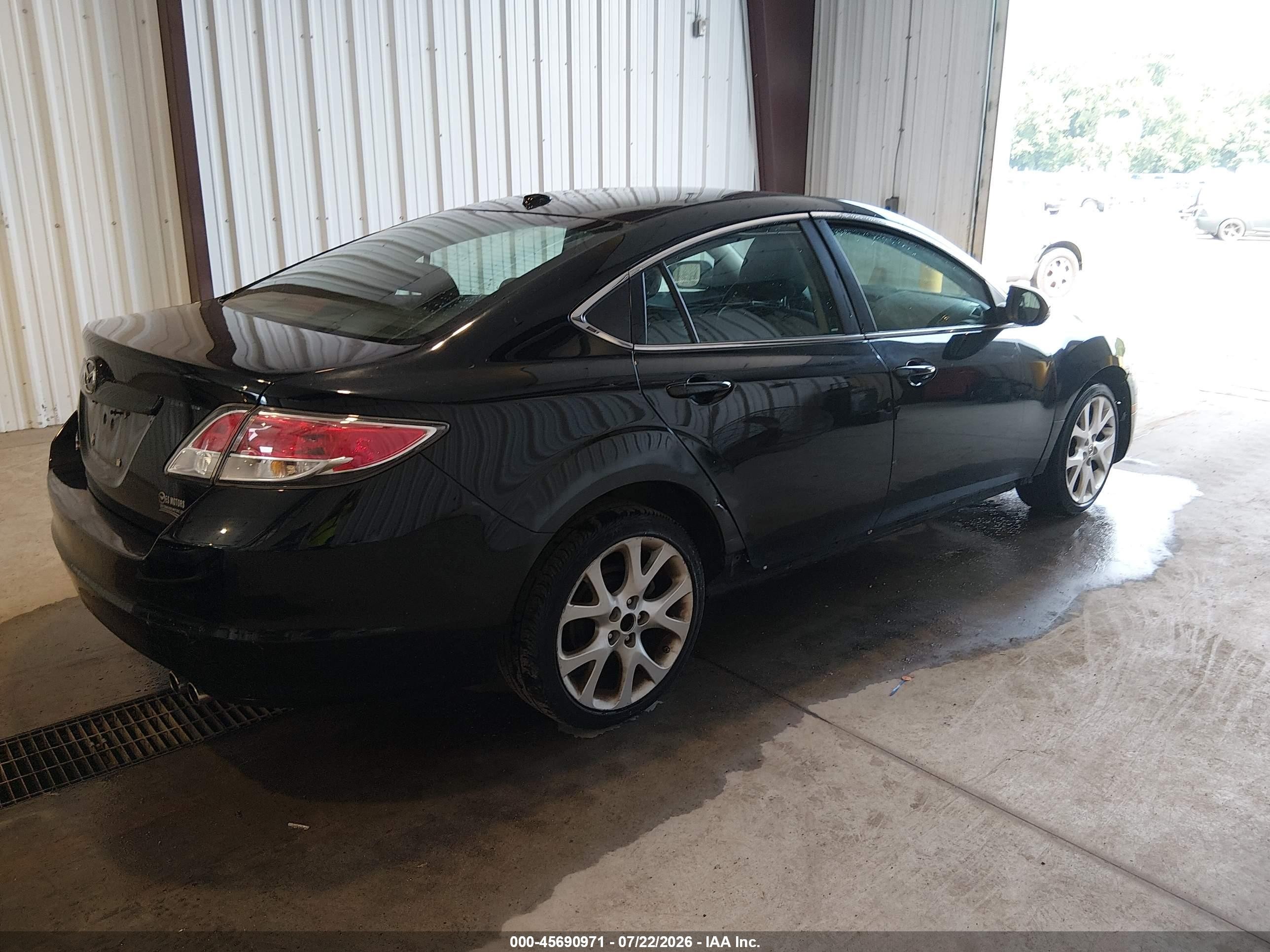 2009 Mazda Mazda6 I Touring Black vin: 1YVHP82A295M41755