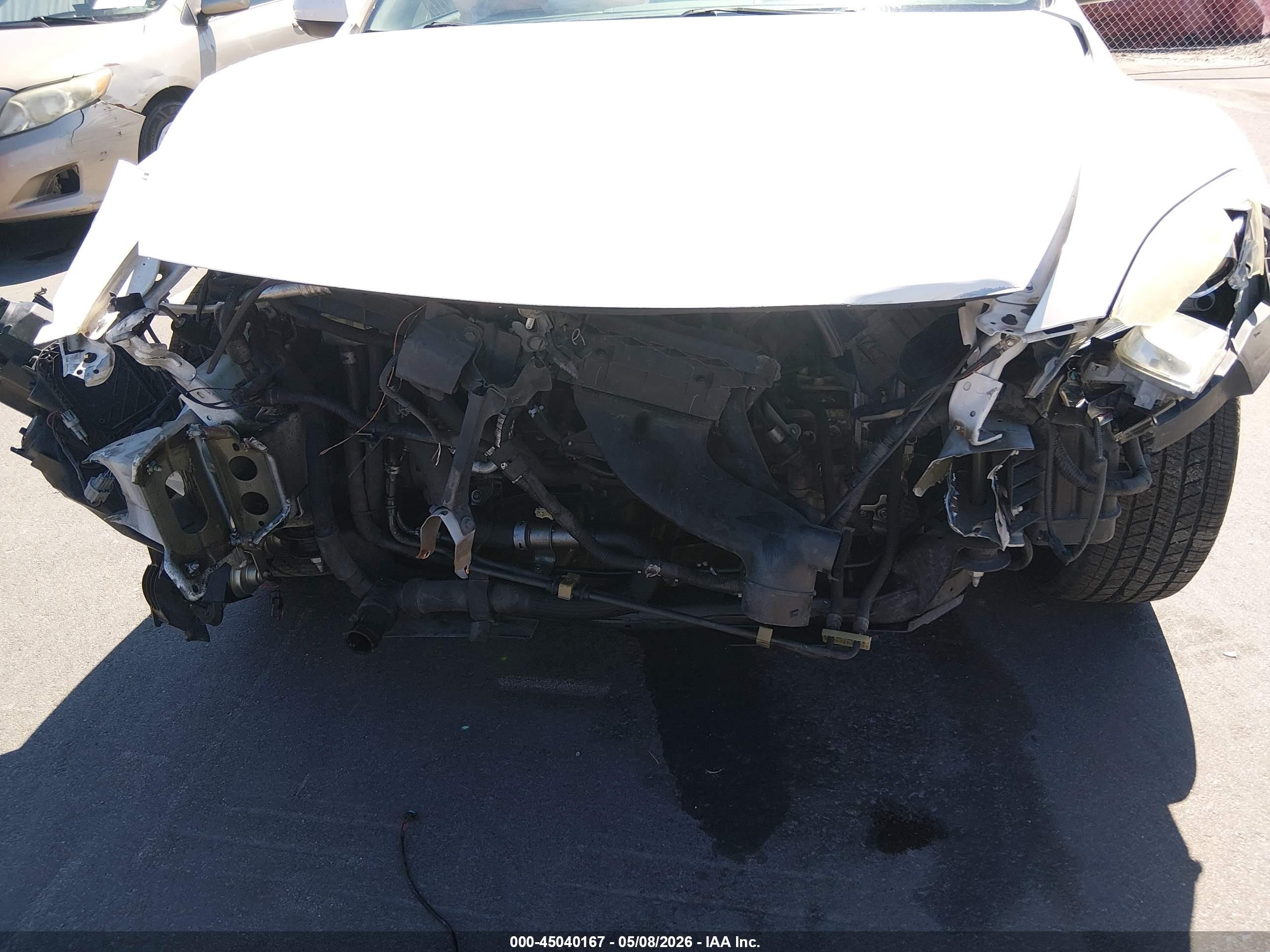 2009 Mazda Mazda6 I Touring White vin: 1YVHP82A395M40405