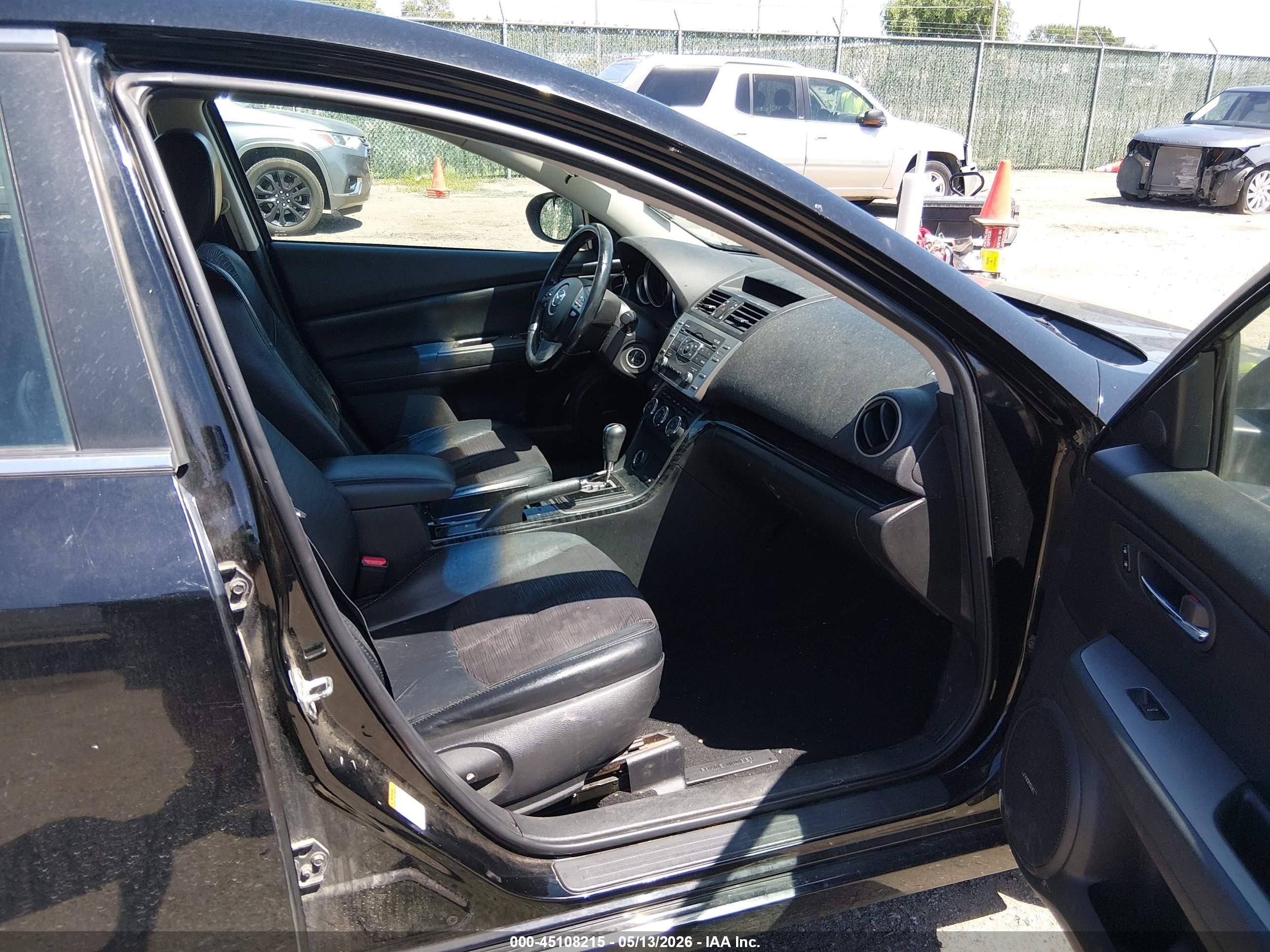 2009 Mazda Mazda6 I Touring Черный vin: 1YVHP82A495M08742