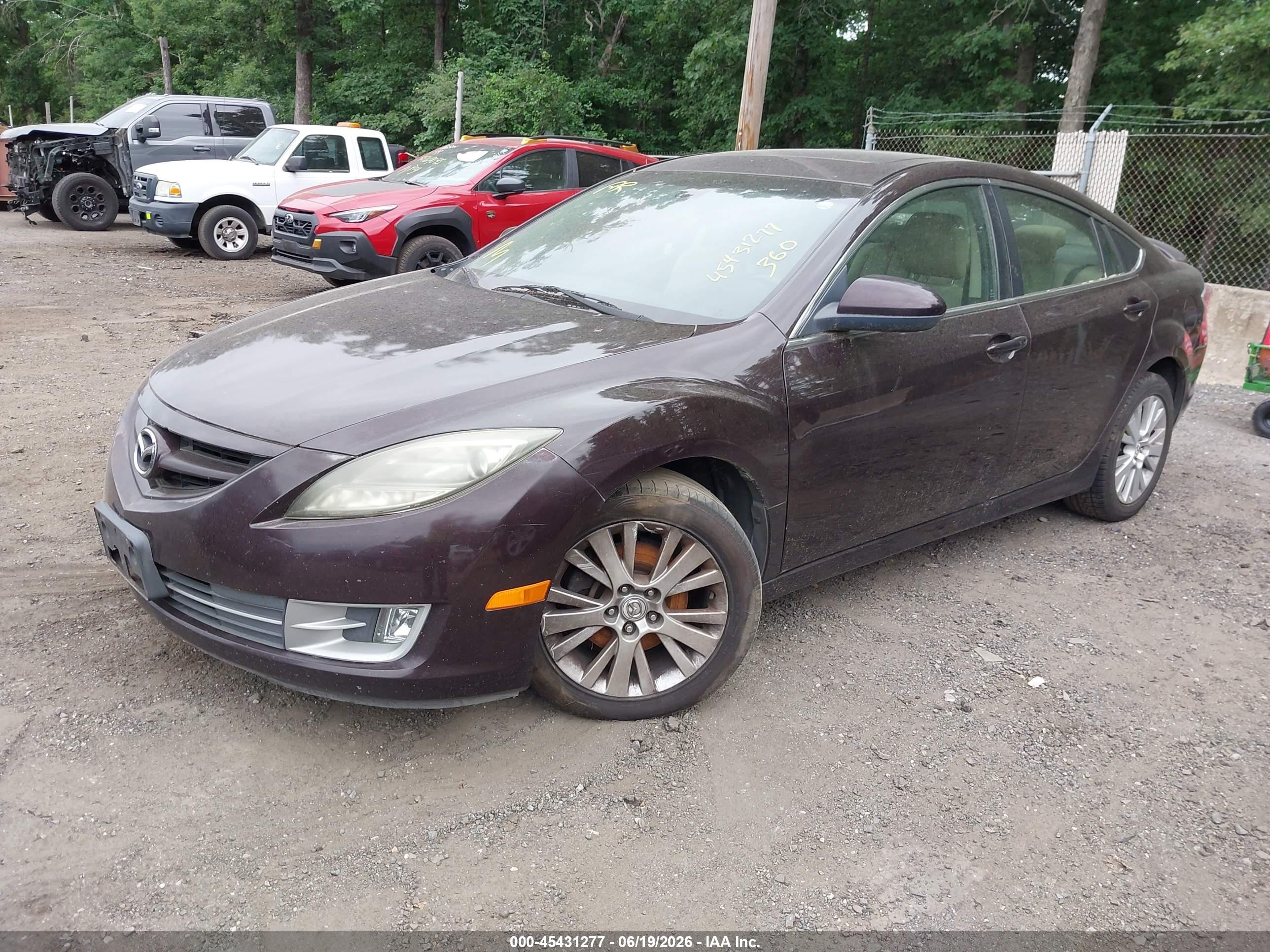 2009 Mazda Mazda6 I Touring Burgundy vin: 1YVHP82A495M39795