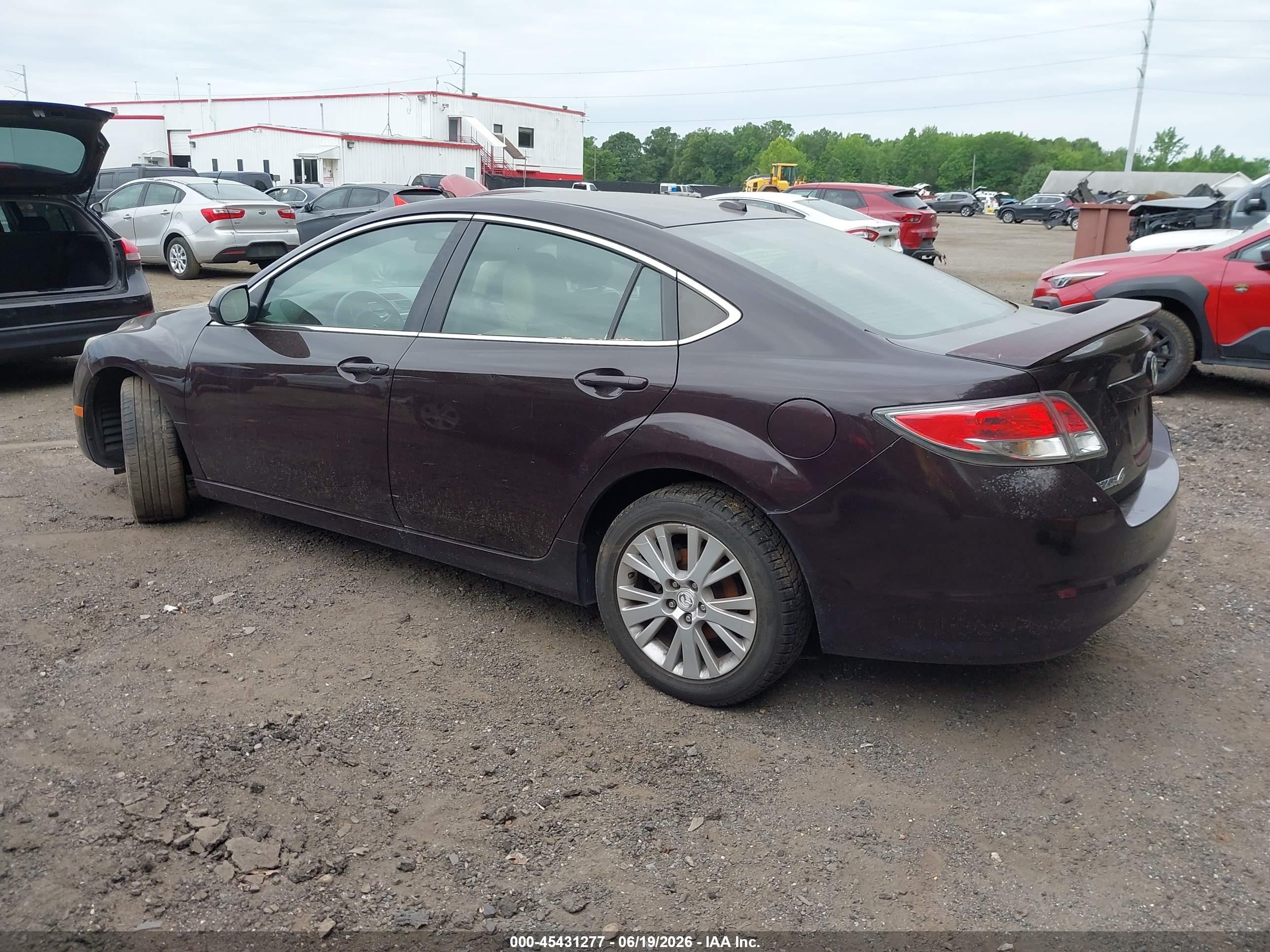 2009 Mazda Mazda6 I Touring Burgundy vin: 1YVHP82A495M39795