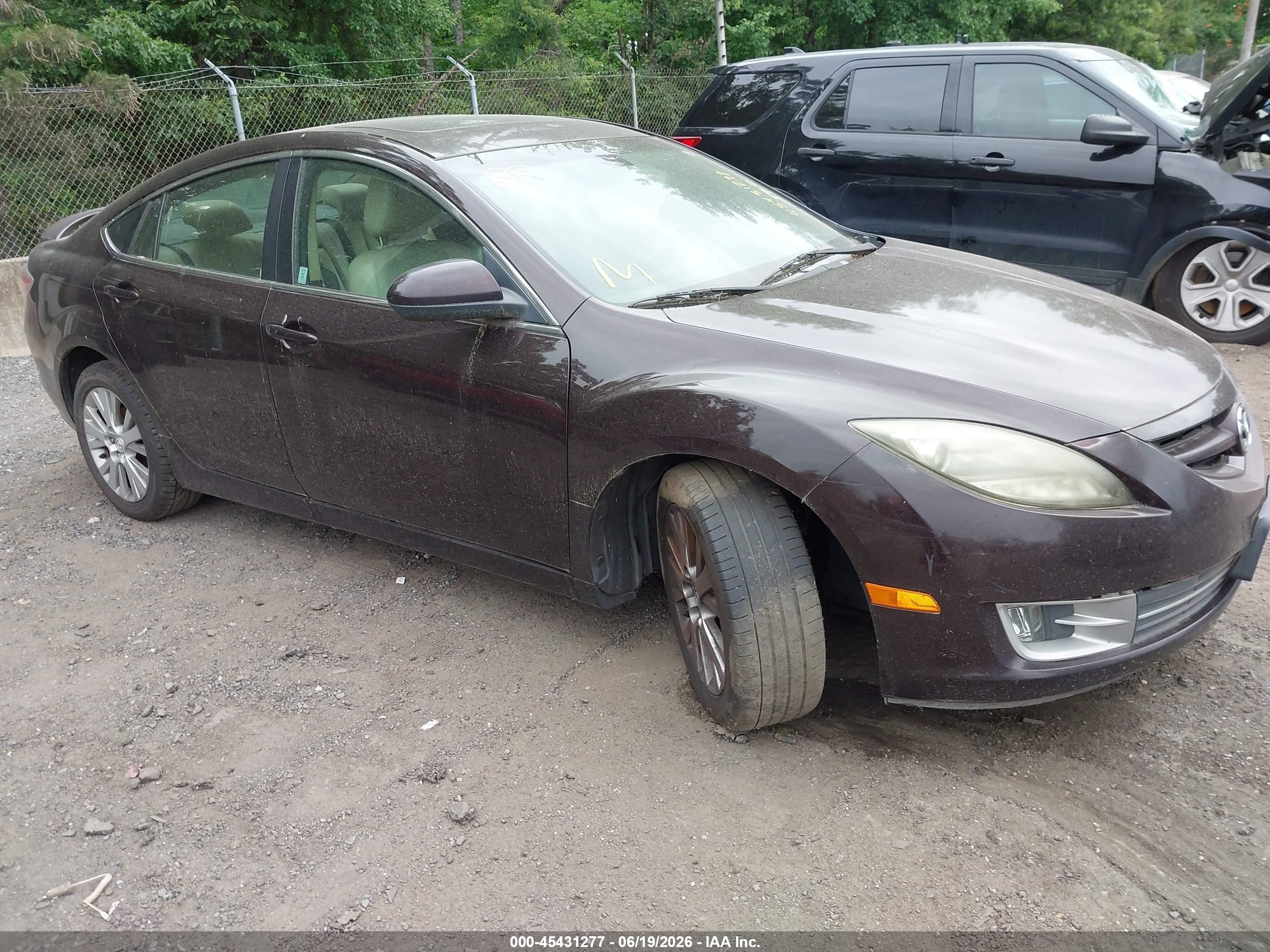 2009 Mazda Mazda6 I Touring Бордовый vin: 1YVHP82A495M39795