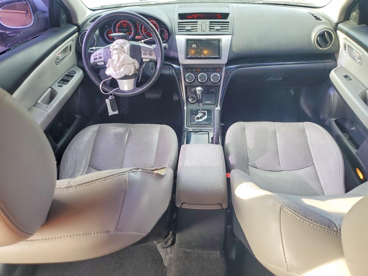 2009 Mazda 6 I Silver vin: 1YVHP82A595M39949