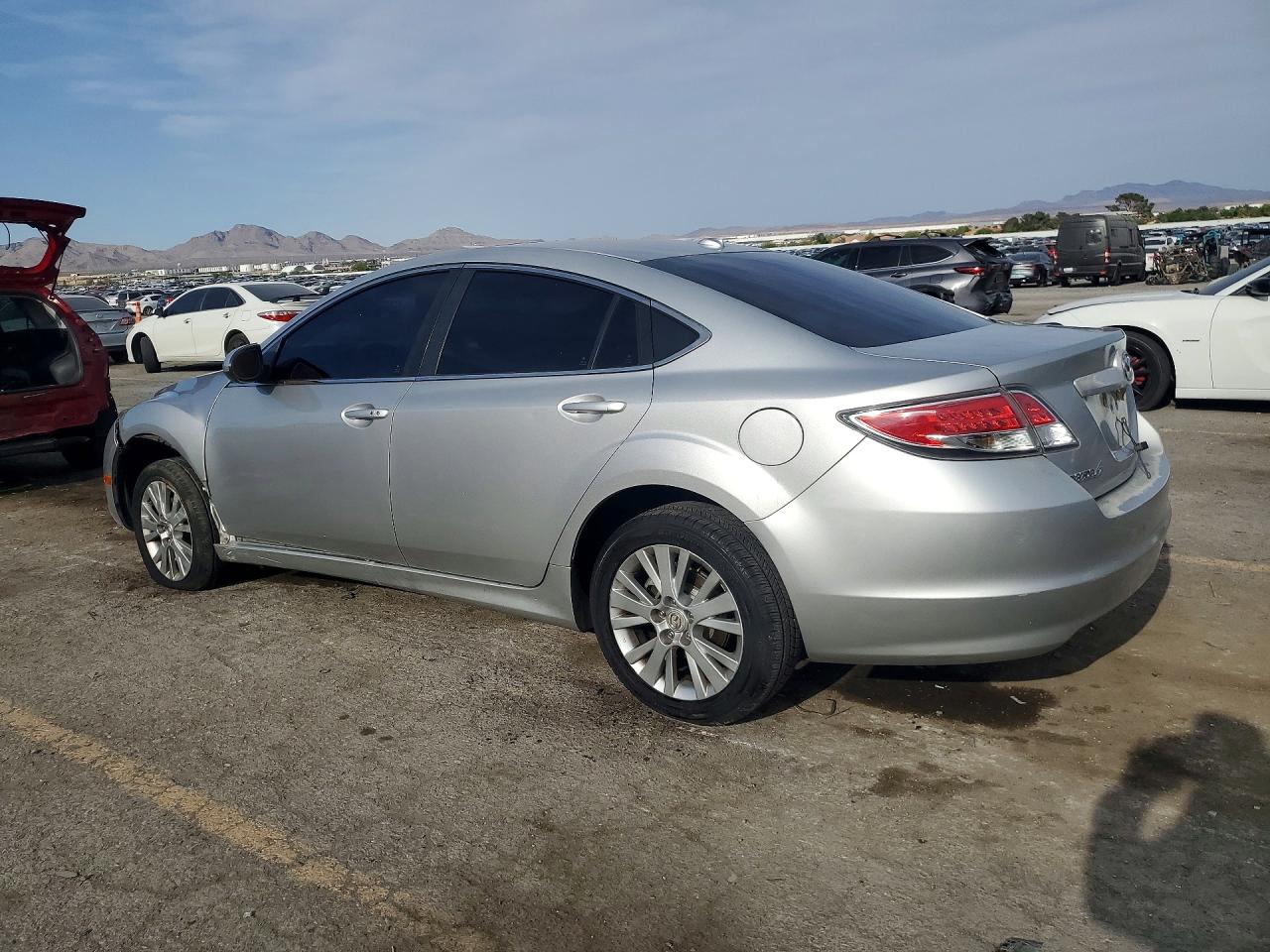 2009 Mazda 6 I Silver vin: 1YVHP82A595M39949