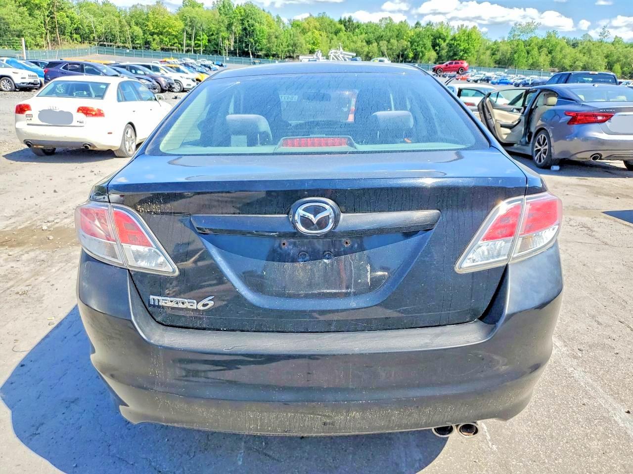 2009 Mazda 6 I Black vin: 1YVHP82A595M43645