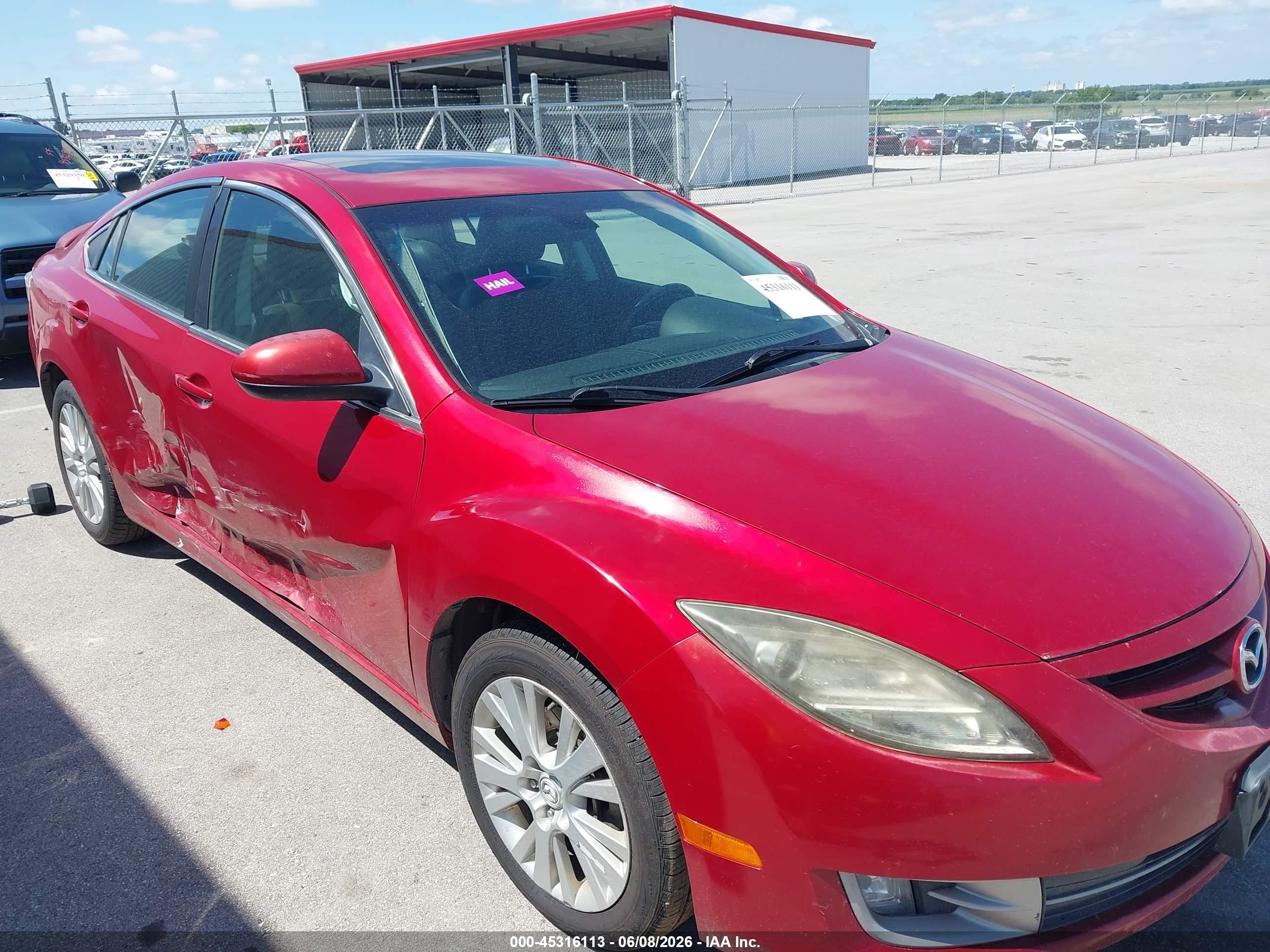 2009 Mazda Mazda6 I Touring Red vin: 1YVHP82A695M23694