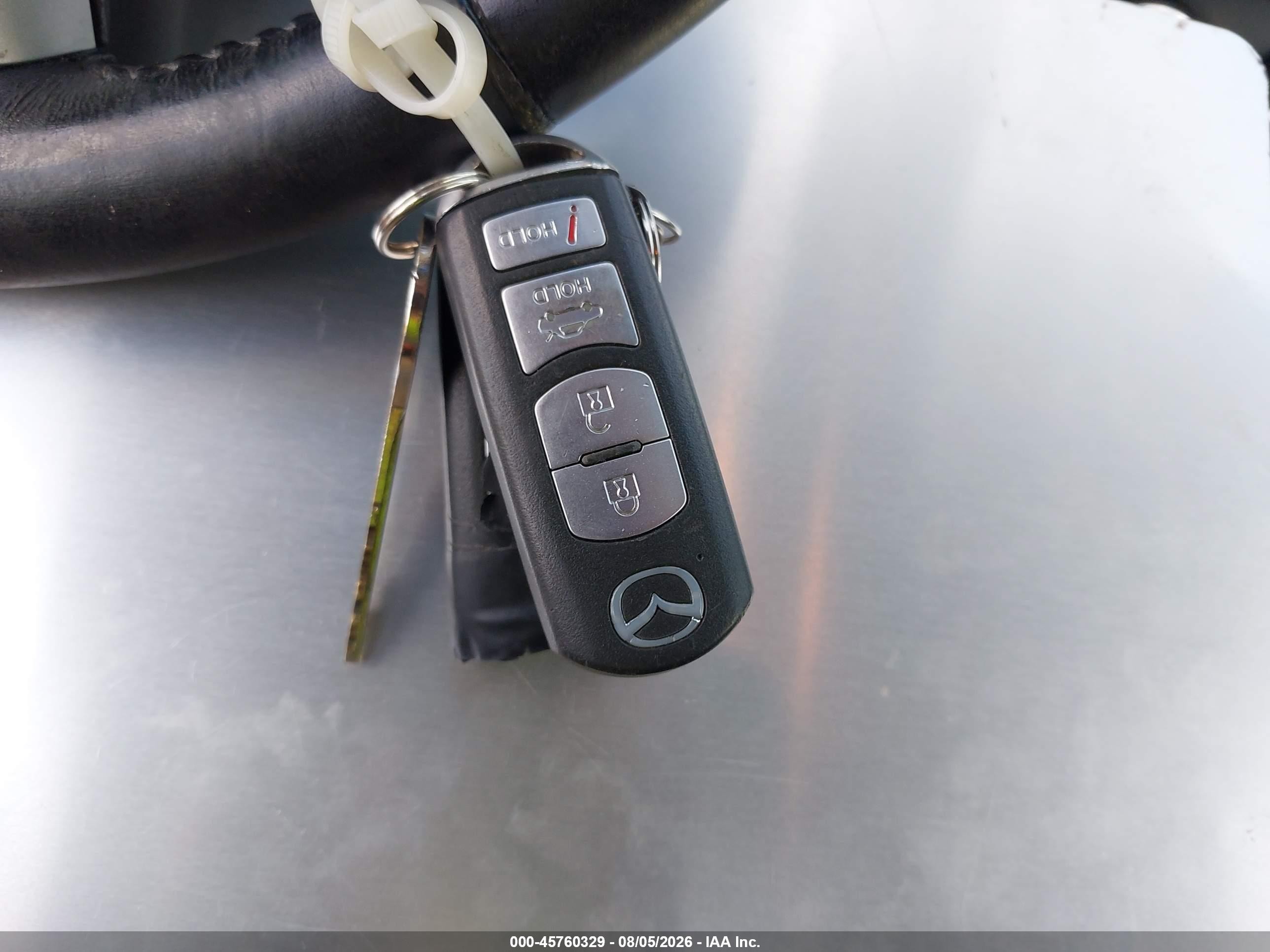 2009 Mazda Mazda6 I Touring Белый vin: 1YVHP82A795M45526