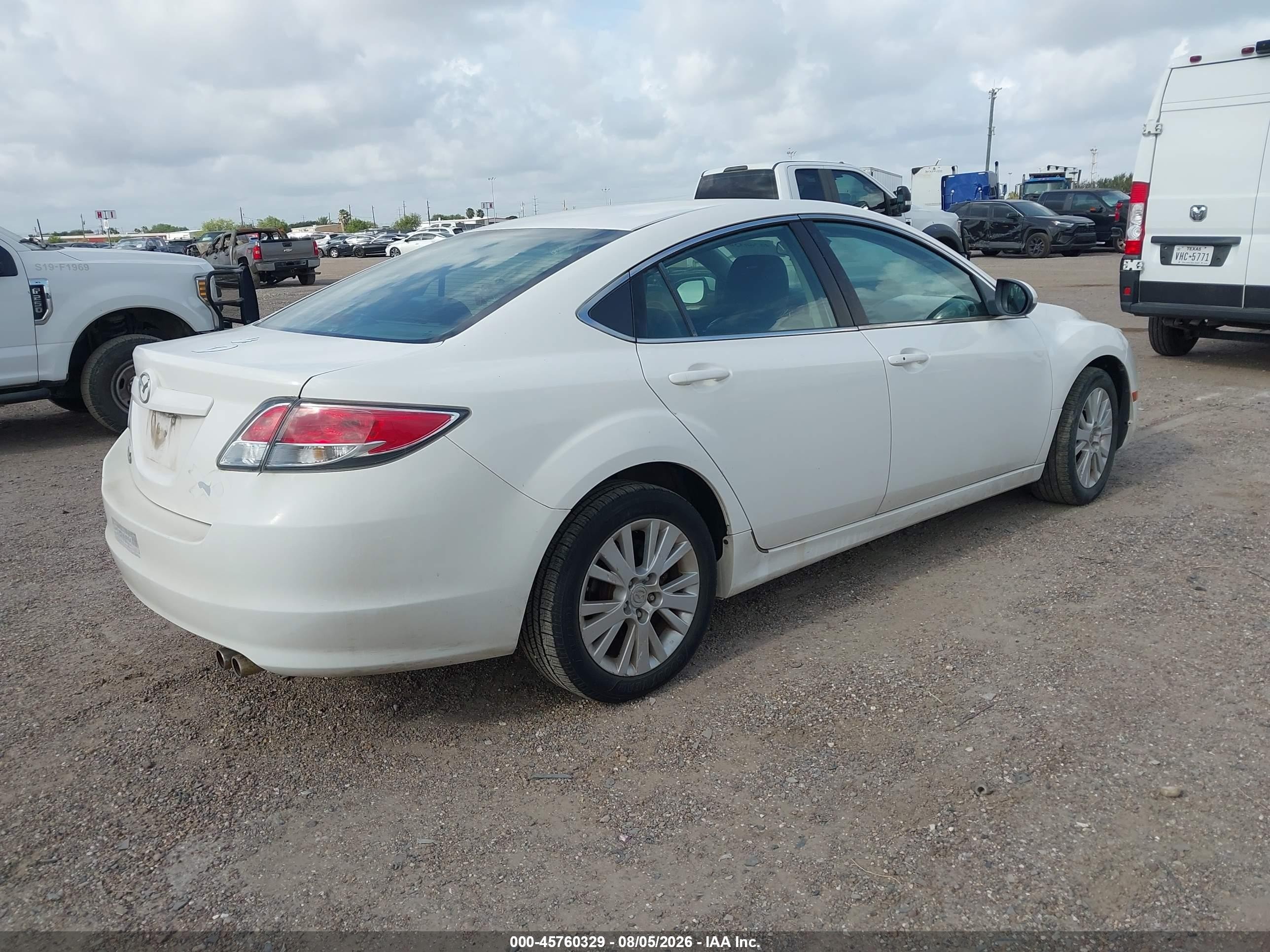 2009 Mazda Mazda6 I Touring Белый vin: 1YVHP82A795M45526