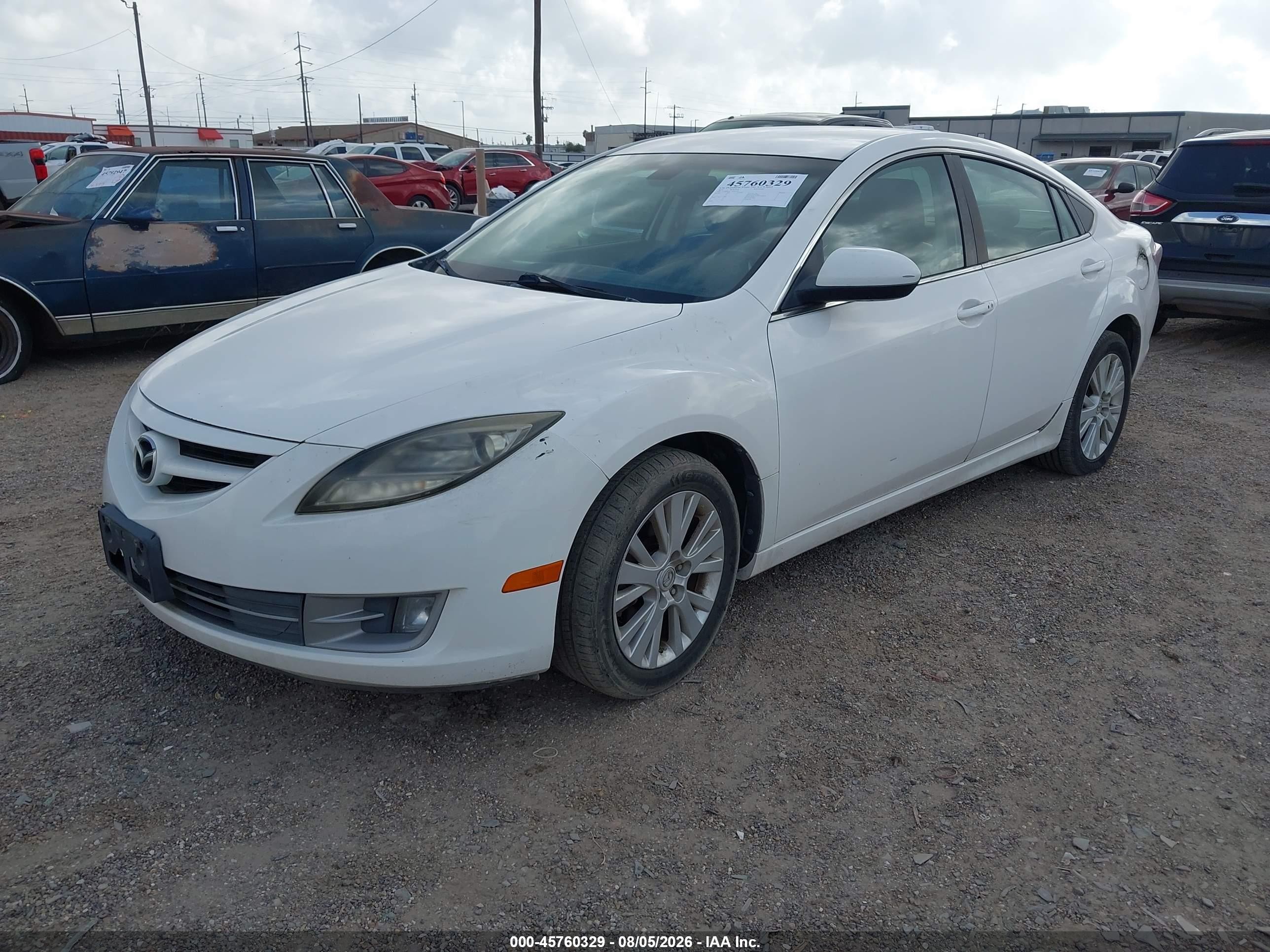2009 Mazda Mazda6 I Touring Белый vin: 1YVHP82A795M45526