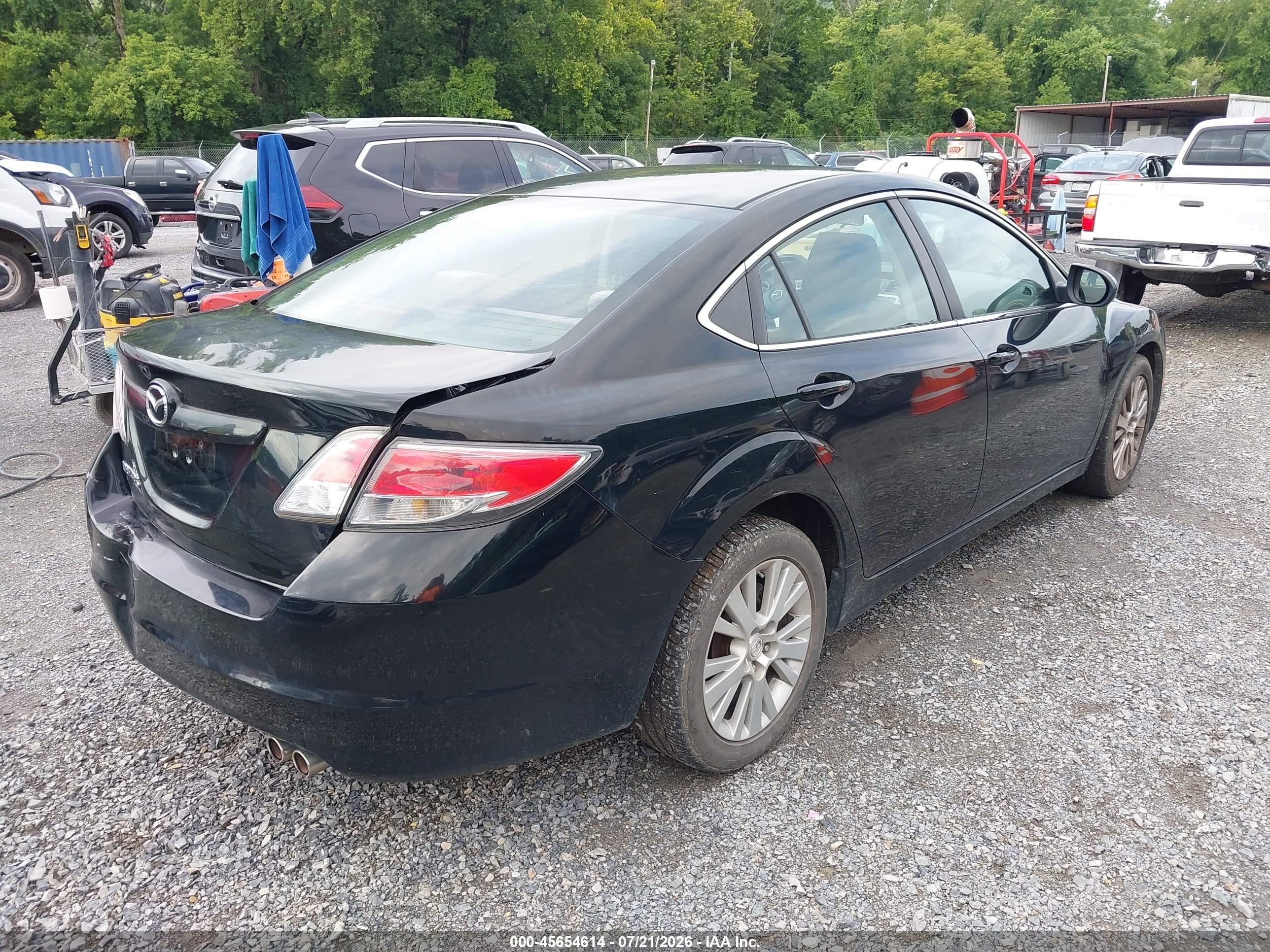 2009 Mazda Mazda6 I Touring Black vin: 1YVHP82A995M06145