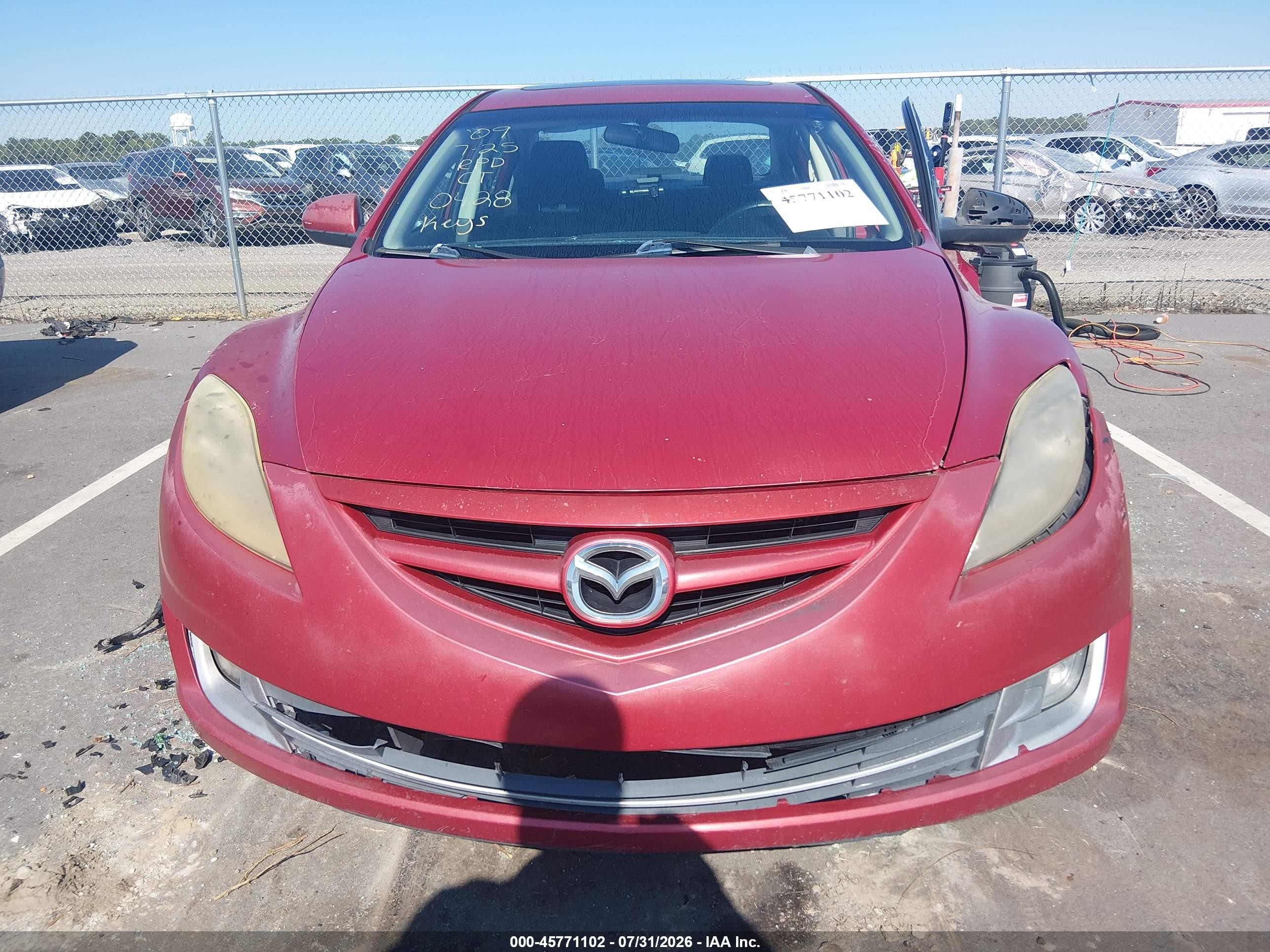 2009 Mazda Mazda6 I Touring Red vin: 1YVHP82A995M30428