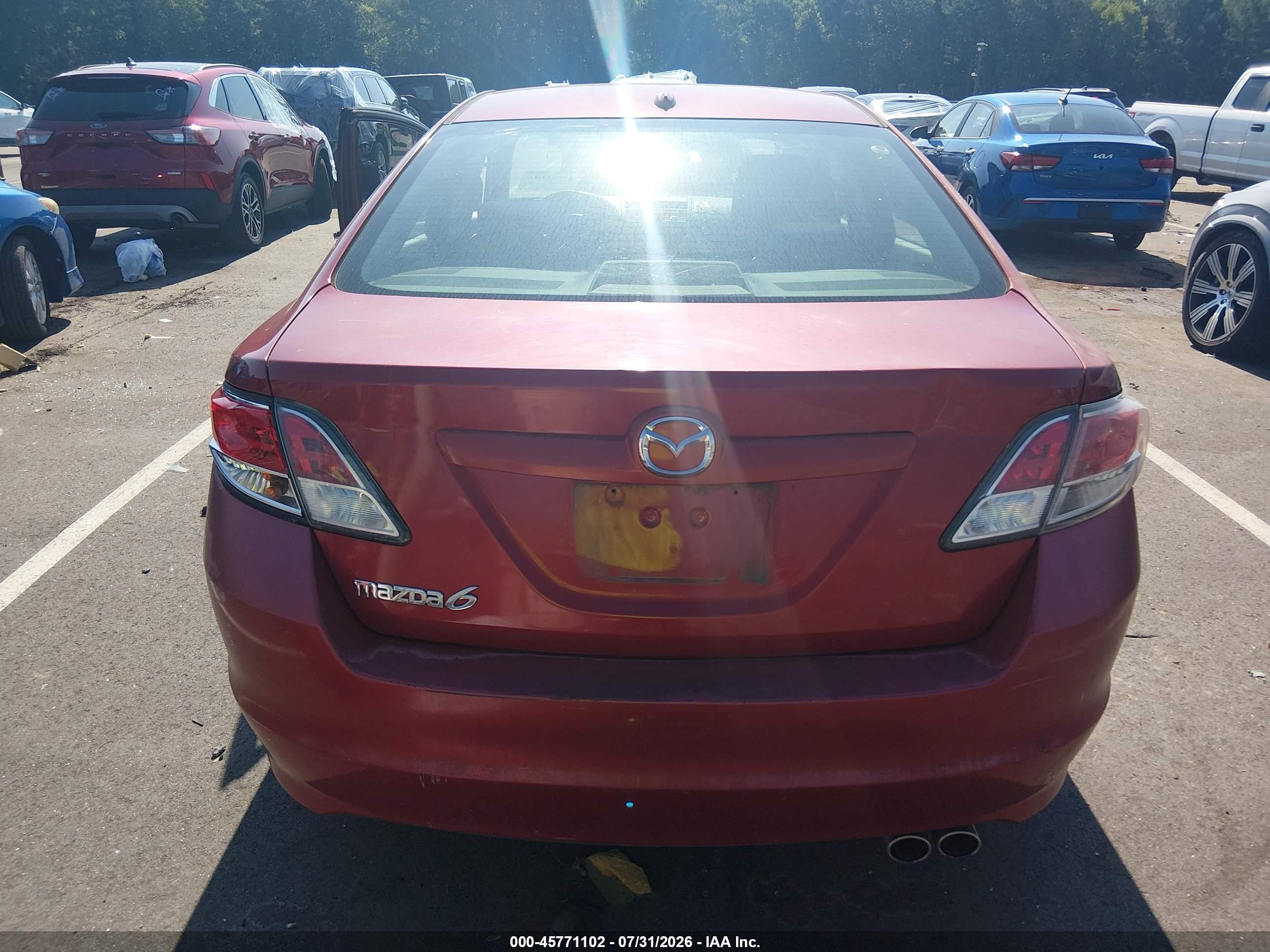 2009 Mazda Mazda6 I Touring Red vin: 1YVHP82A995M30428