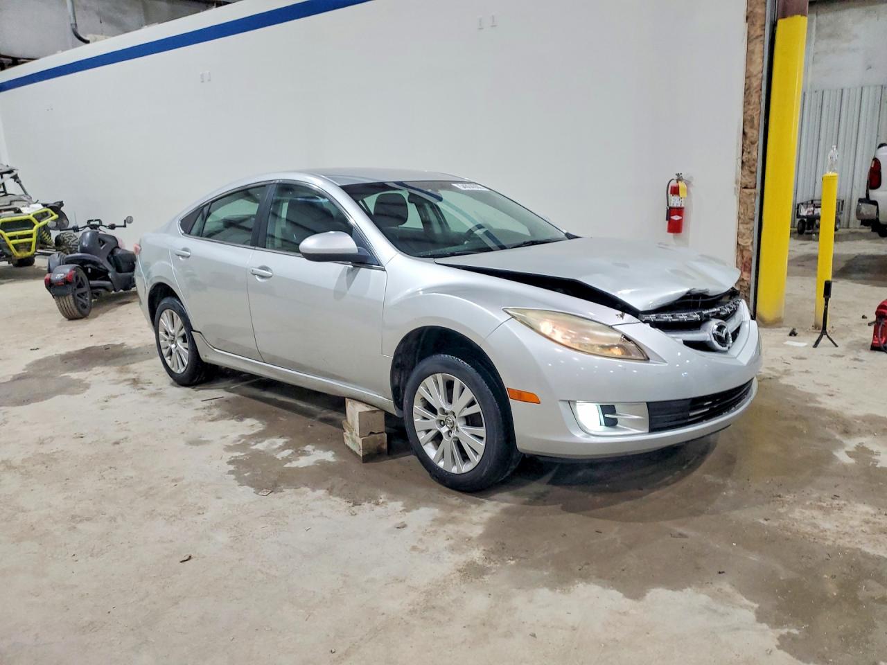 2009 Mazda 6 I Silver vin: 1YVHP82AX95M36822