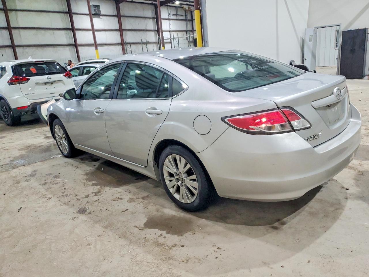 2009 Mazda 6 I Silver vin: 1YVHP82AX95M36822