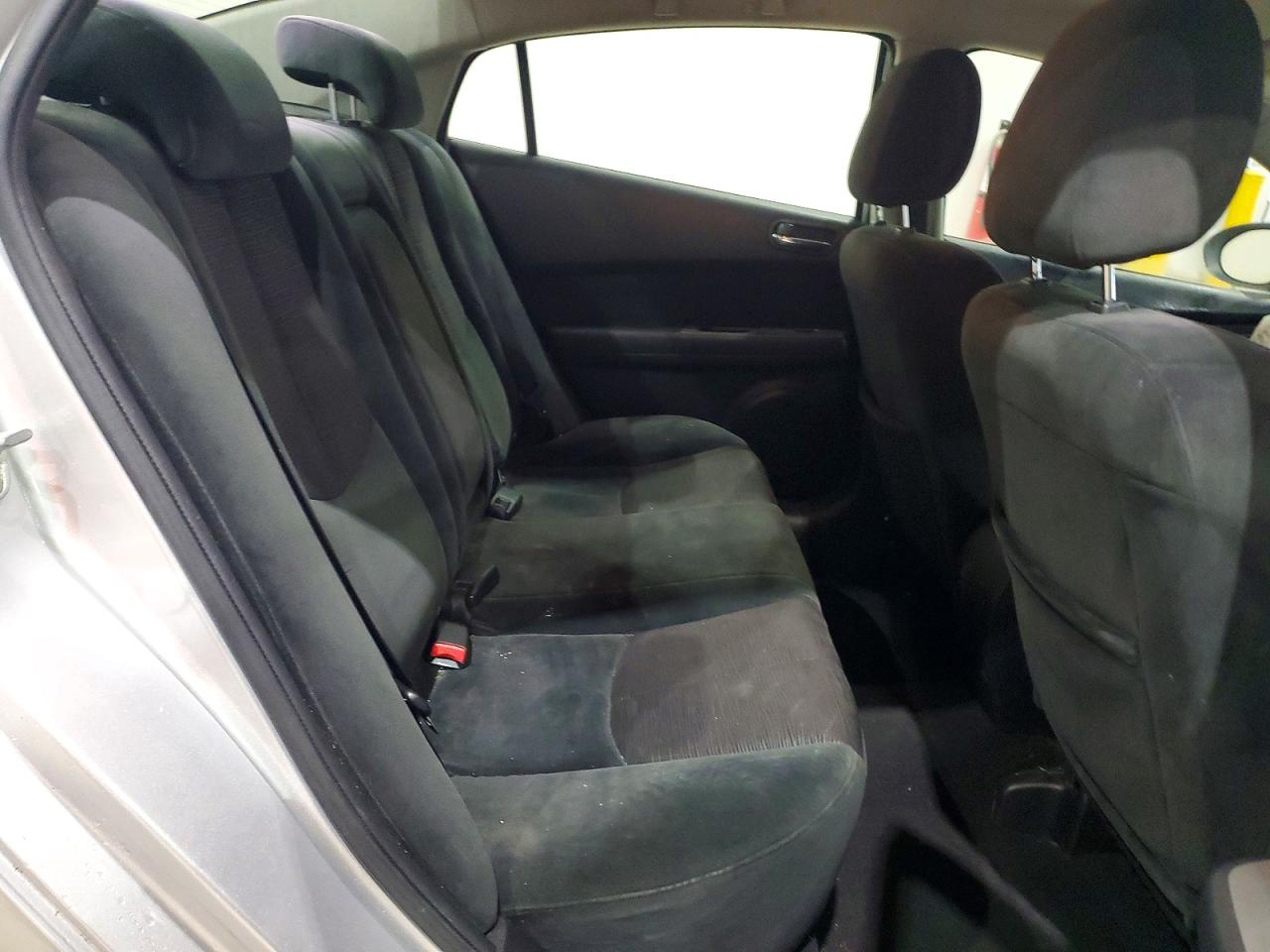 2009 Mazda 6 I Silver vin: 1YVHP82AX95M36822