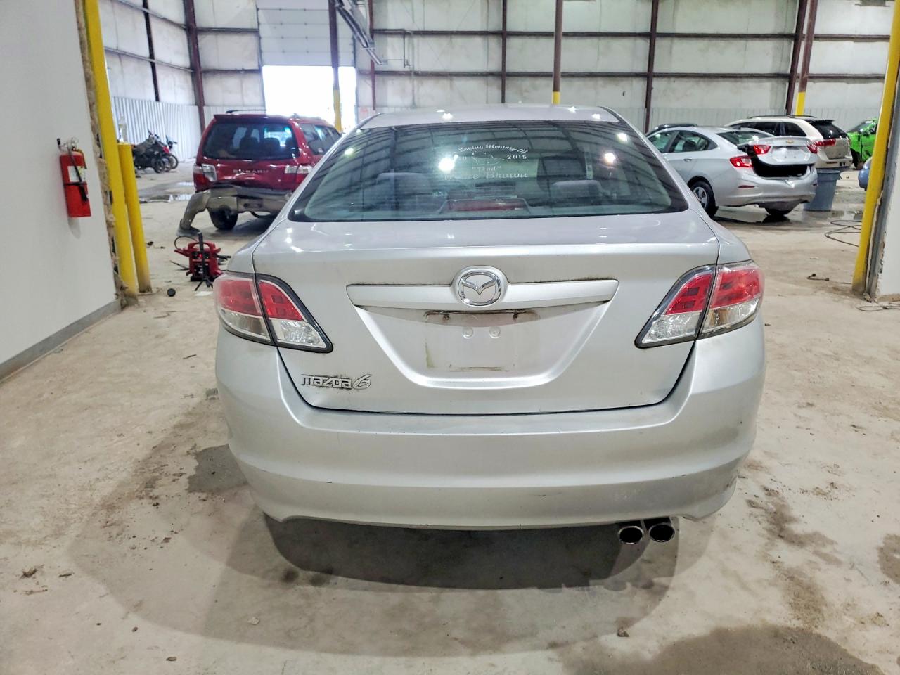 2009 Mazda 6 I Silver vin: 1YVHP82AX95M36822