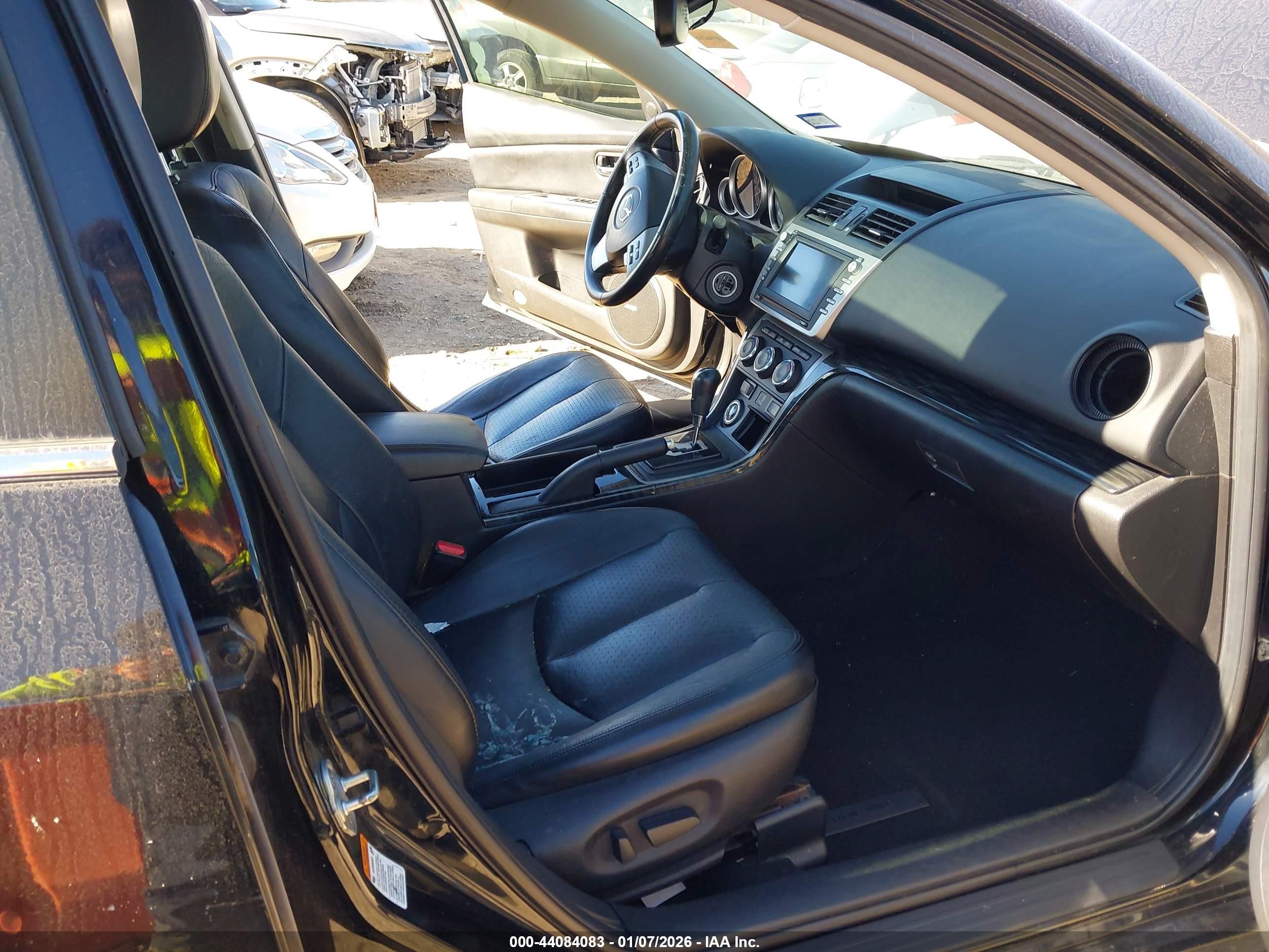 2009 Mazda Mazda6 S Grand Touring Black vin: 1YVHP82B095M11212
