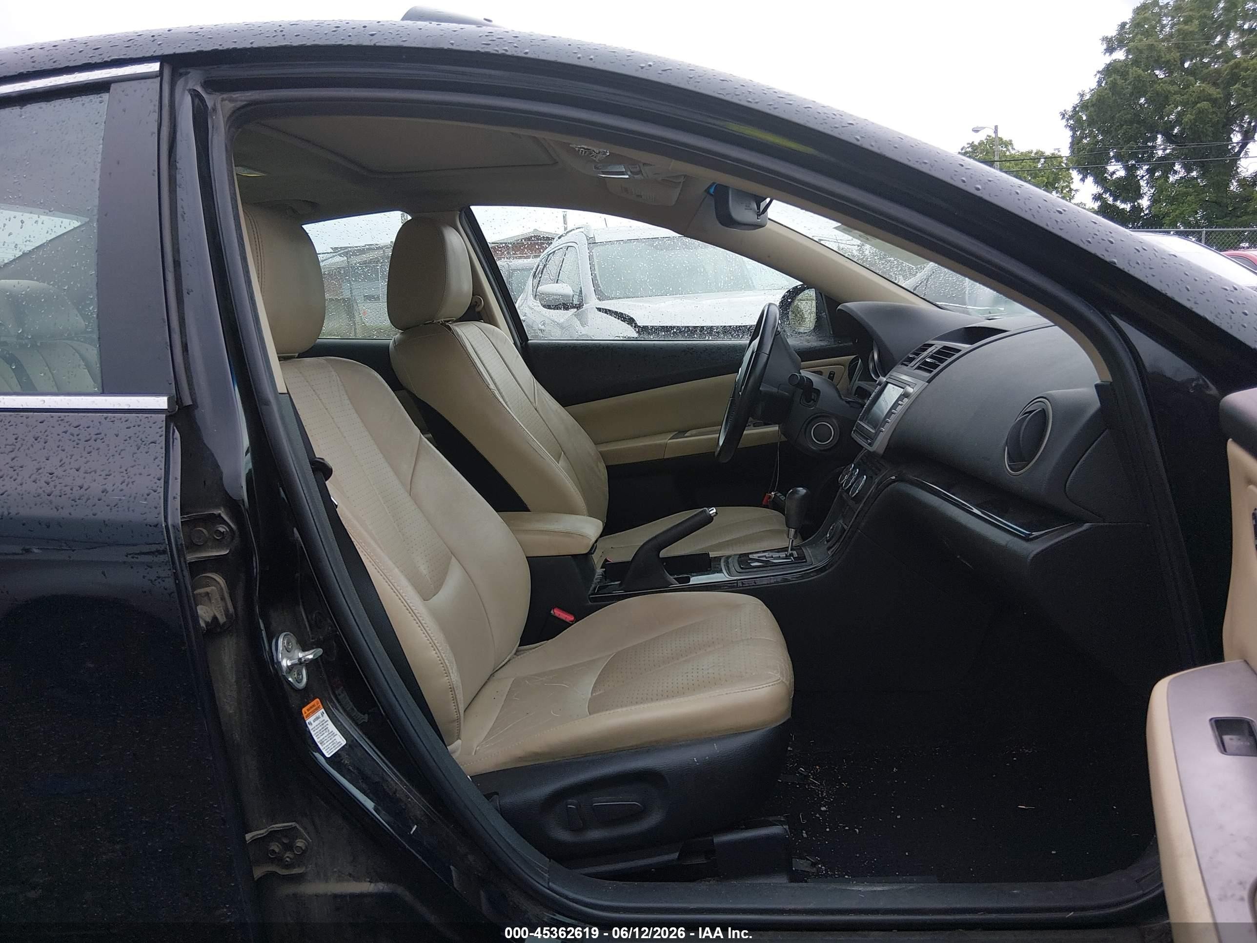2009 Mazda Mazda6 S Grand Touring Черный vin: 1YVHP82B195M00509