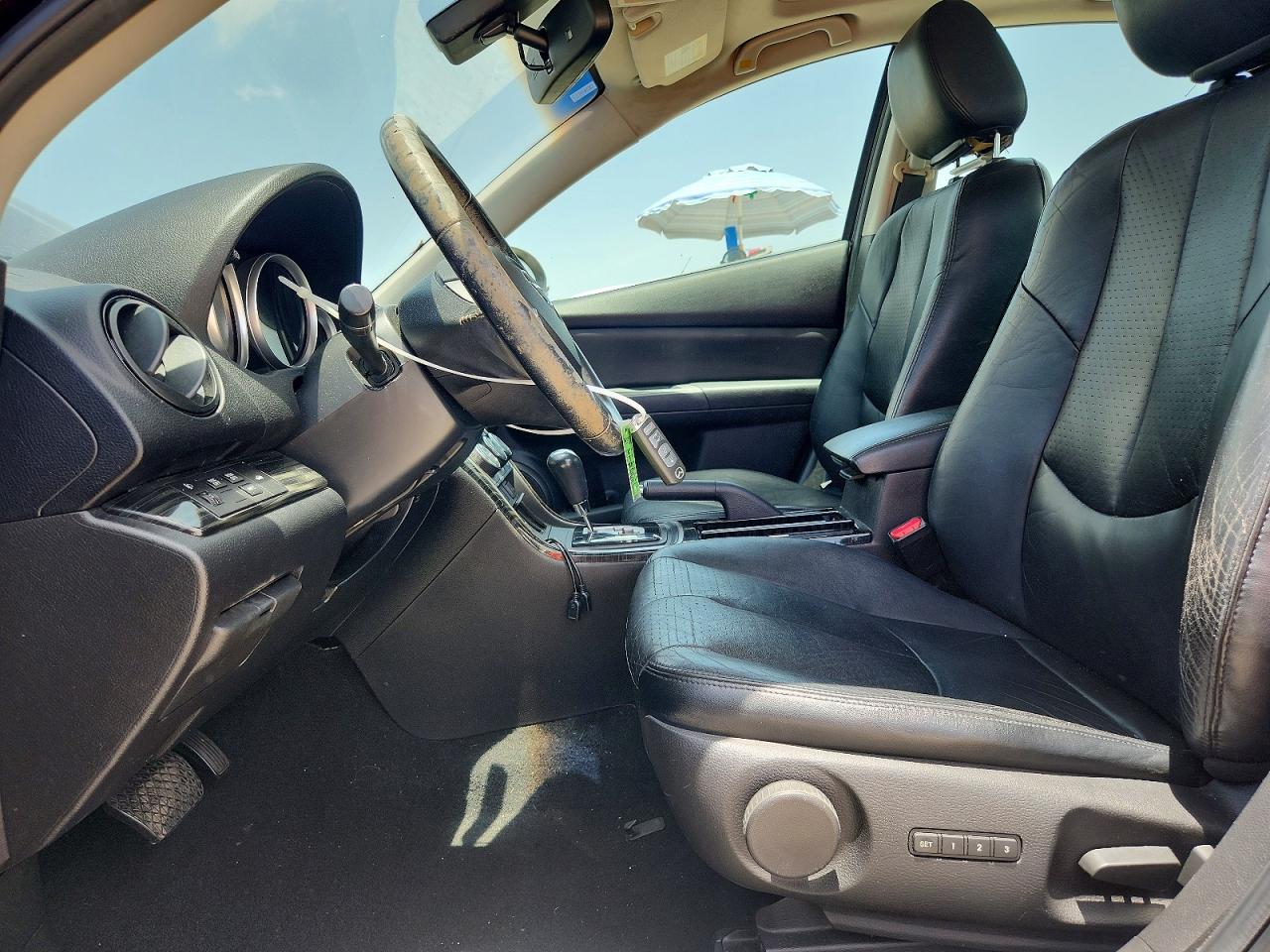2009 Mazda 6 S Maroon vin: 1YVHP82B195M34482
