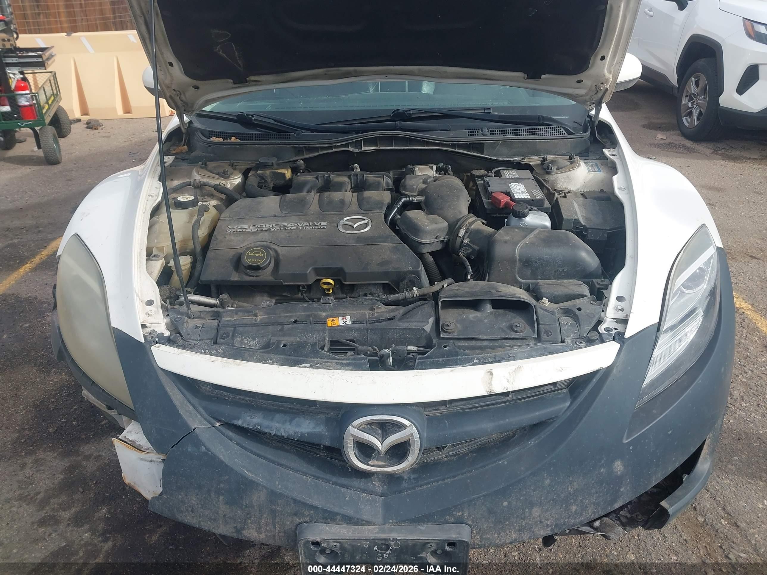 2009 Mazda Mazda6 S Touring White vin: 1YVHP82B495M28806