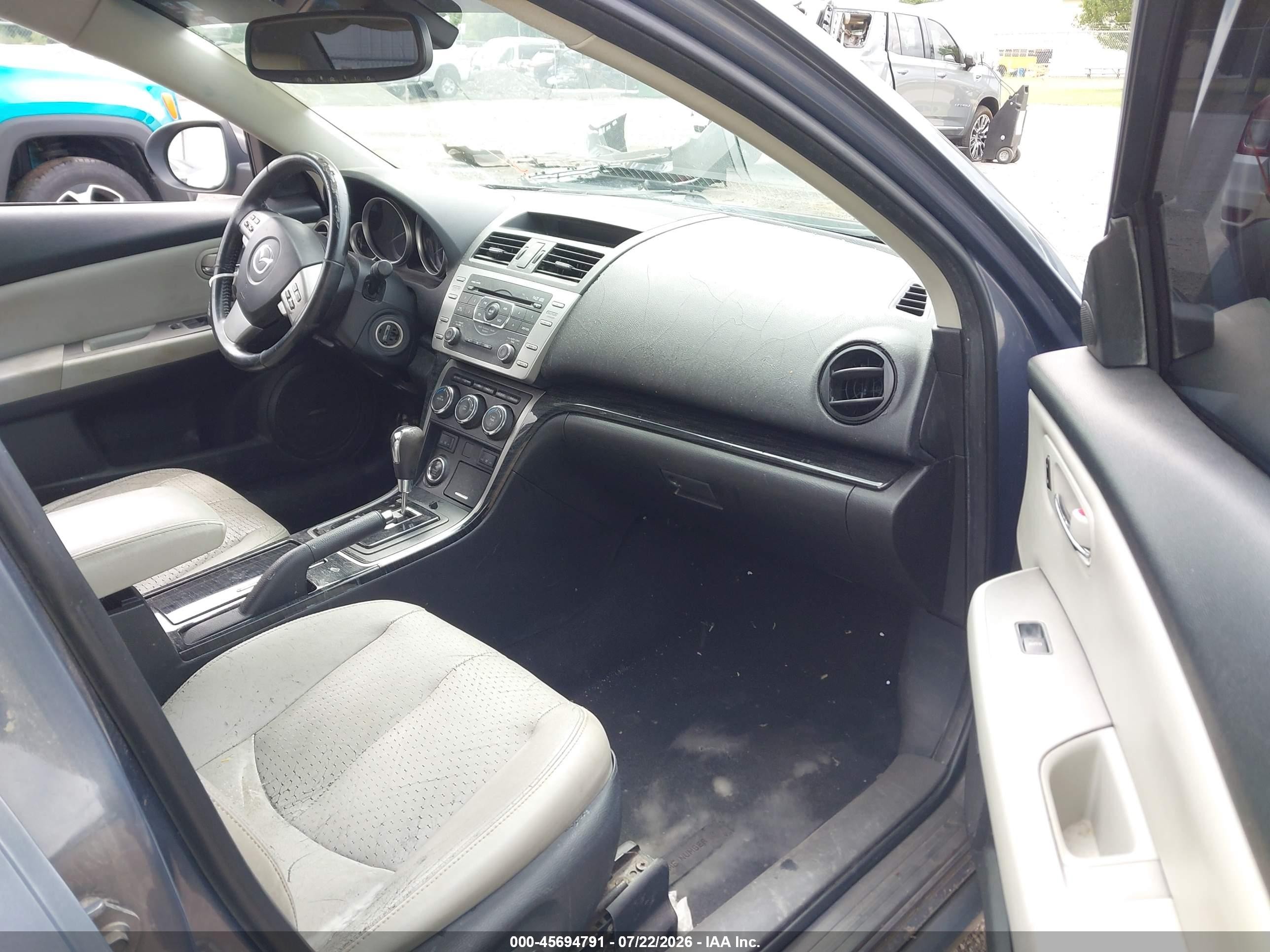 2009 Mazda Mazda6 S Grand Touring Серый vin: 1YVHP82B695M01641